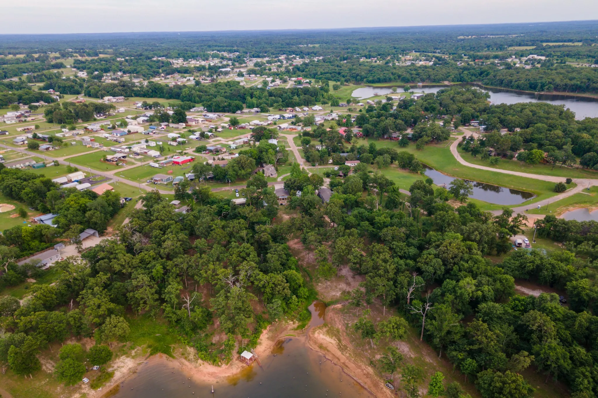 Mobile Home For Sale in Wood County , 935 Indian Gap, Quitman, Texas 75783, 4 Bedroom, 2 Bathroom, Garage spaces, 1,664 Sqft, built in 2020, mls#21263222, Real Estate Agent in Quitman, Homes For Sale in Wood county, Homes For Sale in Quitman, Realtor in Quitman Texas, Real Estate Brokerage Independent Realty Texas, Luminita Cordes Realtor