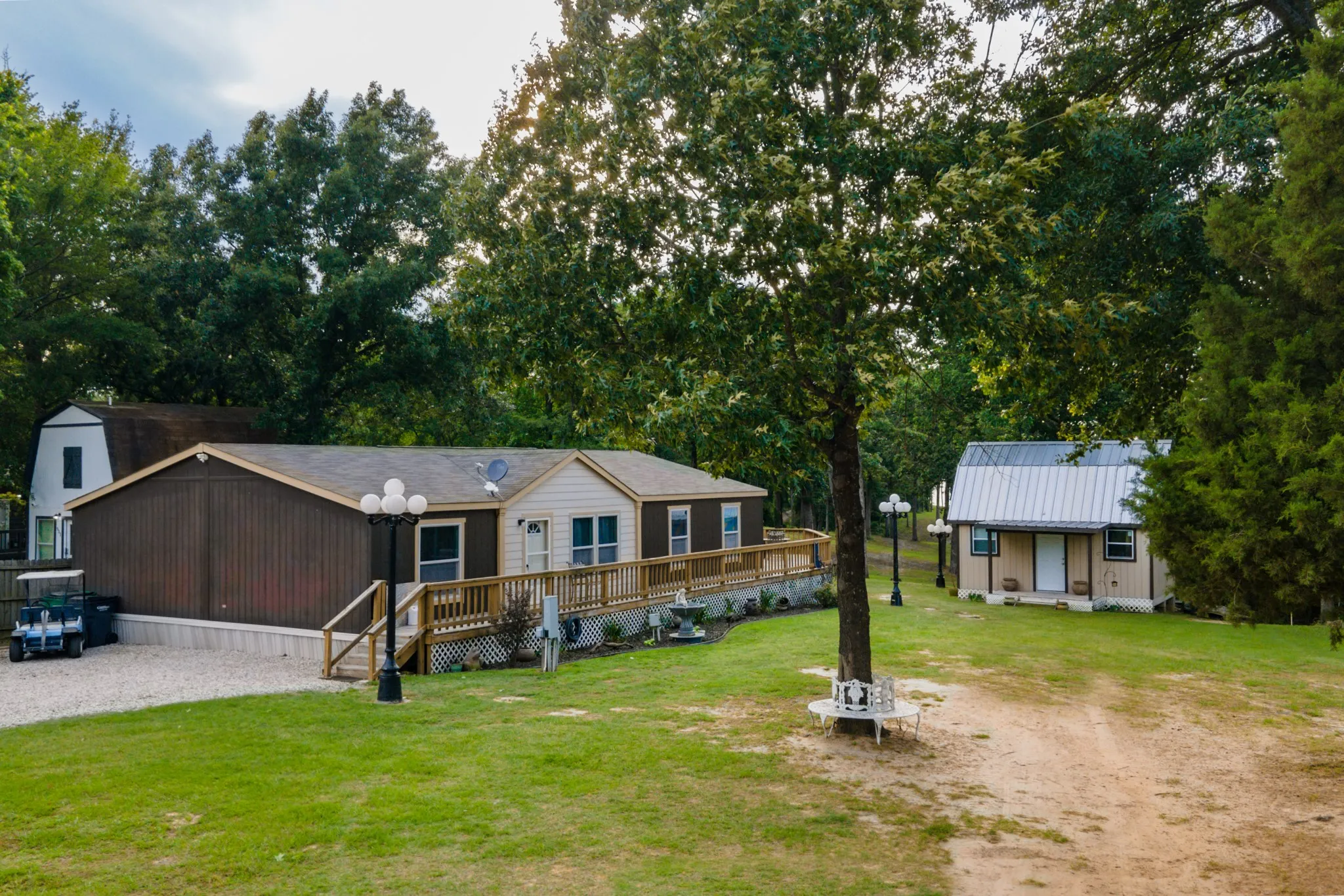 Mobile Home For Sale in Wood County , 935 Indian Gap, Quitman, Texas 75783, 4 Bedroom, 2 Bathroom, Garage spaces, 1,664 Sqft, built in 2020, mls#21263222, Real Estate Agent in Quitman, Homes For Sale in Wood county, Homes For Sale in Quitman, Realtor in Quitman Texas, Real Estate Brokerage Independent Realty Texas, Luminita Cordes Realtor