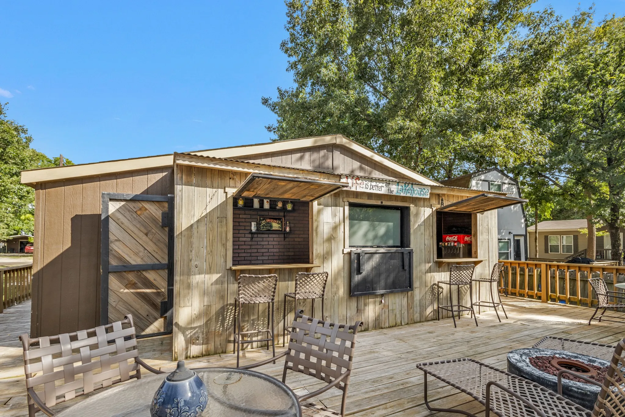 Mobile Home For Sale in Wood County , 935 Indian Gap, Quitman, Texas 75783, 4 Bedroom, 2 Bathroom, Garage spaces, 1,664 Sqft, built in 2020, mls#21263222, Real Estate Agent in Quitman, Homes For Sale in Wood county, Homes For Sale in Quitman, Realtor in Quitman Texas, Real Estate Brokerage Independent Realty Texas, Luminita Cordes Realtor