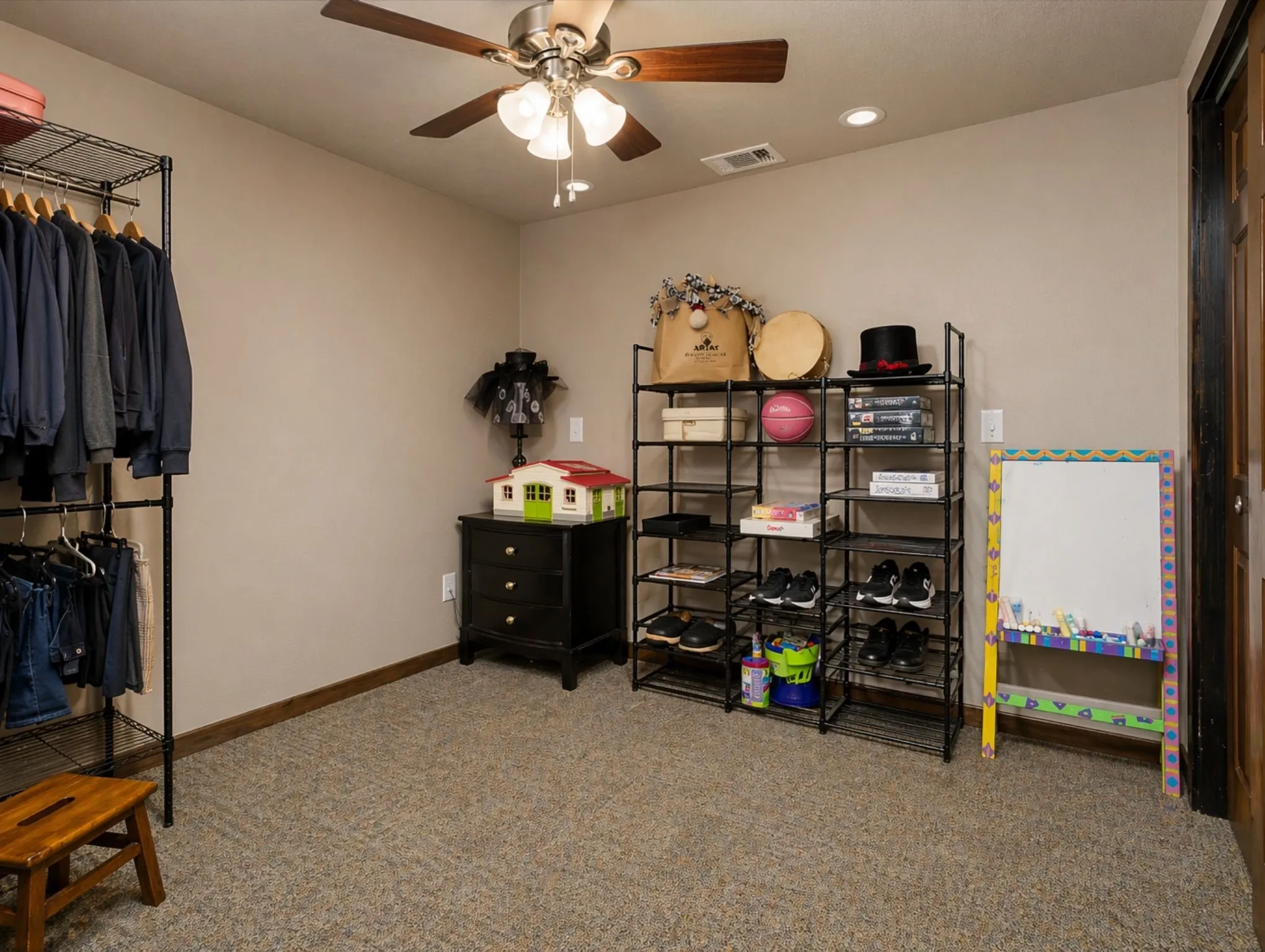 Farm For Sale in Grayson County , 26100 Us-377-Br, Whitesboro, Texas 76273, 4 Bedrooms, 3 Bathrooms, 6 Garage spaces, 2,400 Sqft, built in 2014, Price $5,200,000, mls#21189599, Real Estate Agent in Whitesboro, Homes For Sale in Grayson county, Homes For Sale in Whitesboro, Realtor in Whitesboro Texas, Real Estate Brokerage Independent Realty Texas, Luminita Cordes Realtor