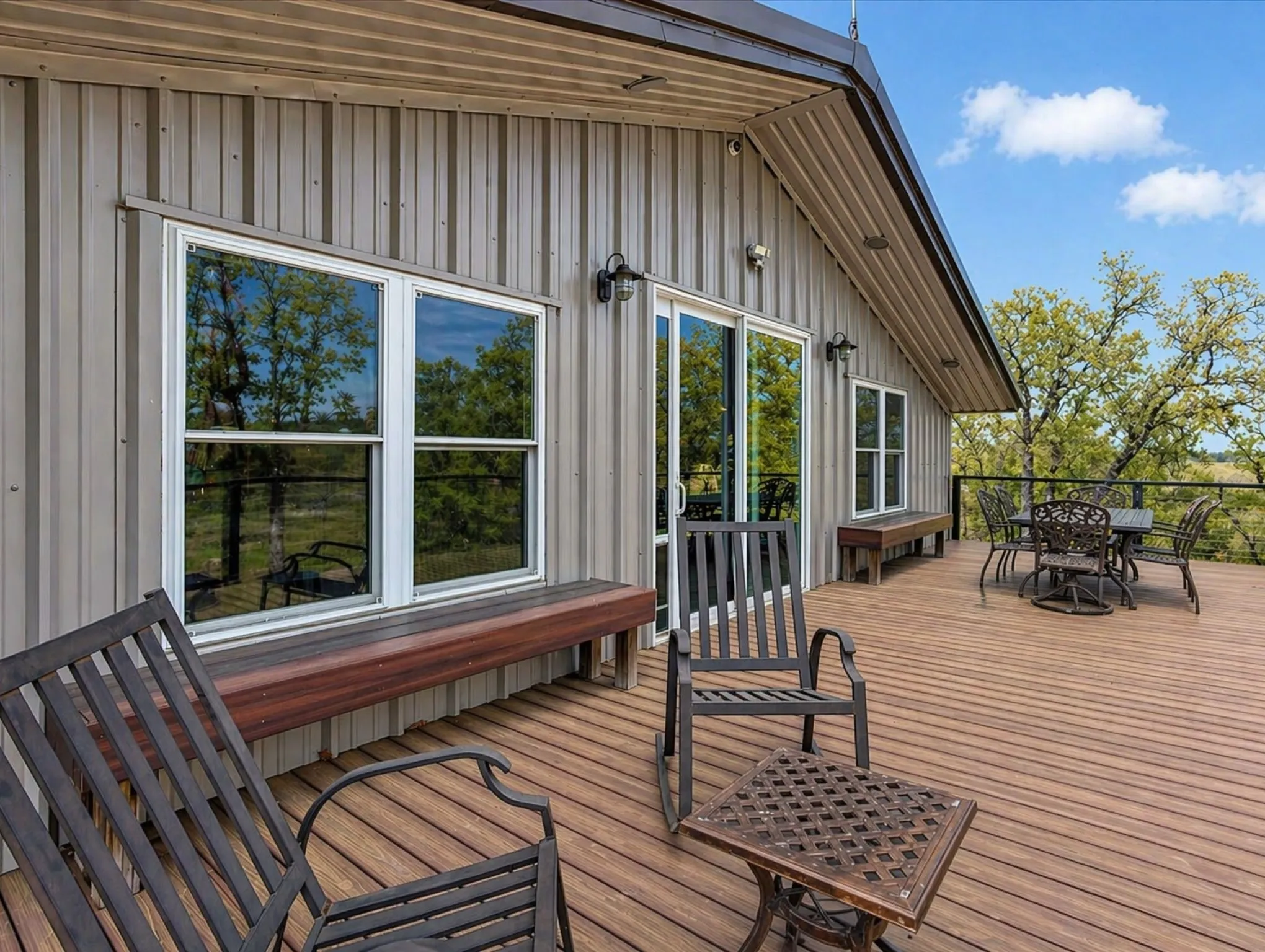 Farm For Sale in Grayson County , 26100 Us-377-Br, Whitesboro, Texas 76273, 4 Bedrooms, 3 Bathrooms, 6 Garage spaces, 2,400 Sqft, built in 2014, Price $5,200,000, mls#21189599, Real Estate Agent in Whitesboro, Homes For Sale in Grayson county, Homes For Sale in Whitesboro, Realtor in Whitesboro Texas, Real Estate Brokerage Independent Realty Texas, Luminita Cordes Realtor