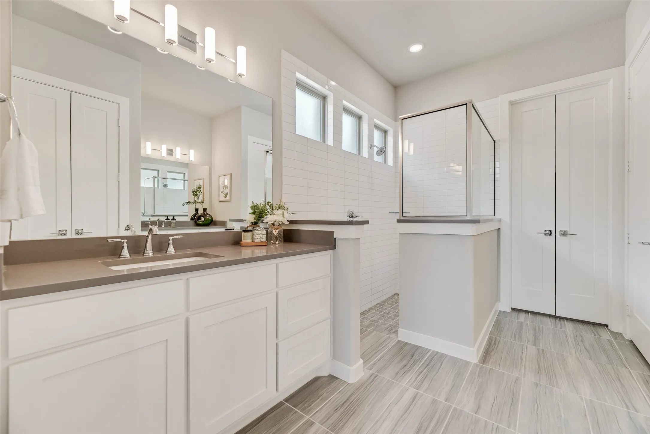 Single Family Residence For Sale in Denton County , 4150 Kestrel Street, Prosper, Texas 75078, 5 Bedroom, 4 Bathroom, 2 Garage spaces, 3,568 Sqft, built in 2023, mls#21263809, Real Estate Agent in Prosper, Homes For Sale in Denton county, Homes For Sale in Prosper, Realtor in Prosper Texas, Real Estate Brokerage Independent Realty Texas, Luminita Cordes Realtor