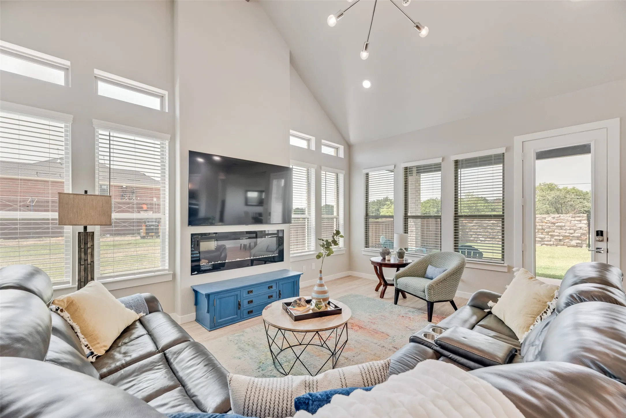 Single Family Residence For Sale in Denton County , 4150 Kestrel Street, Prosper, Texas 75078, 5 Bedroom, 4 Bathroom, 2 Garage spaces, 3,568 Sqft, built in 2023, mls#21263809, Real Estate Agent in Prosper, Homes For Sale in Denton county, Homes For Sale in Prosper, Realtor in Prosper Texas, Real Estate Brokerage Independent Realty Texas, Luminita Cordes Realtor