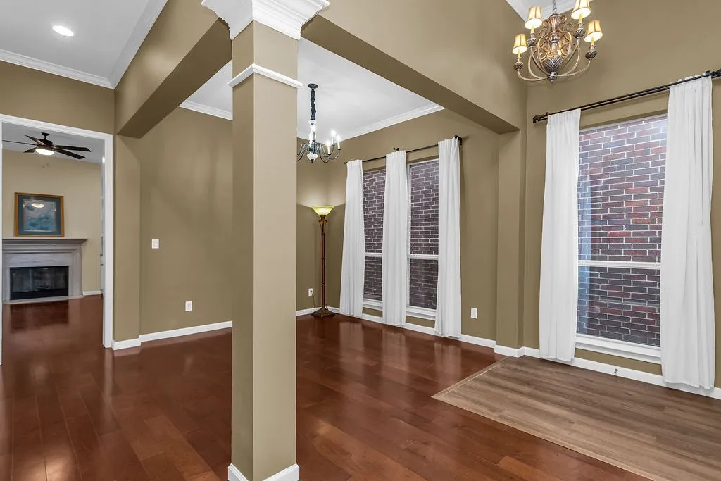 Single Family Residence For Sale in Collin County , 6015 Thursby Avenue, Dallas, Texas 75252, 3 Bedroom, 3 Bathroom, 2 Garage spaces, 2,685 Sqft, built in 1993, mls#21252191, Real Estate Agent in Dallas, Homes For Sale in Collin county, Homes For Sale in Dallas, Realtor in Dallas Texas, Real Estate Brokerage Independent Realty Texas, Luminita Cordes Realtor