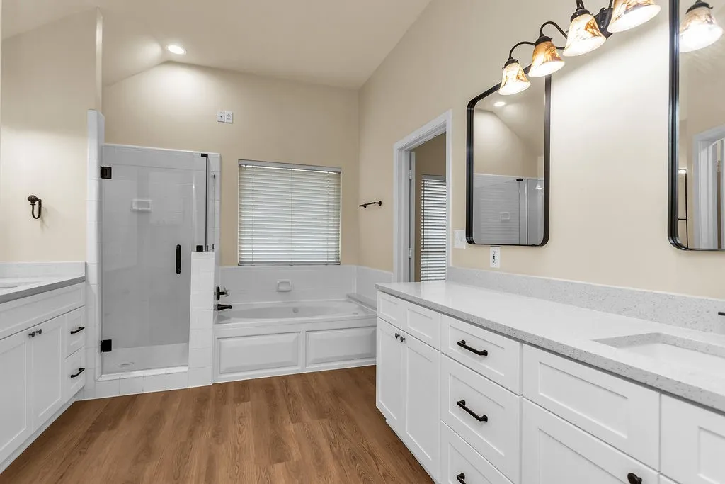 Single Family Residence For Sale in Collin County , 6015 Thursby Avenue, Dallas, Texas 75252, 3 Bedroom, 3 Bathroom, 2 Garage spaces, 2,685 Sqft, built in 1993, mls#21252191, Real Estate Agent in Dallas, Homes For Sale in Collin county, Homes For Sale in Dallas, Realtor in Dallas Texas, Real Estate Brokerage Independent Realty Texas, Luminita Cordes Realtor
