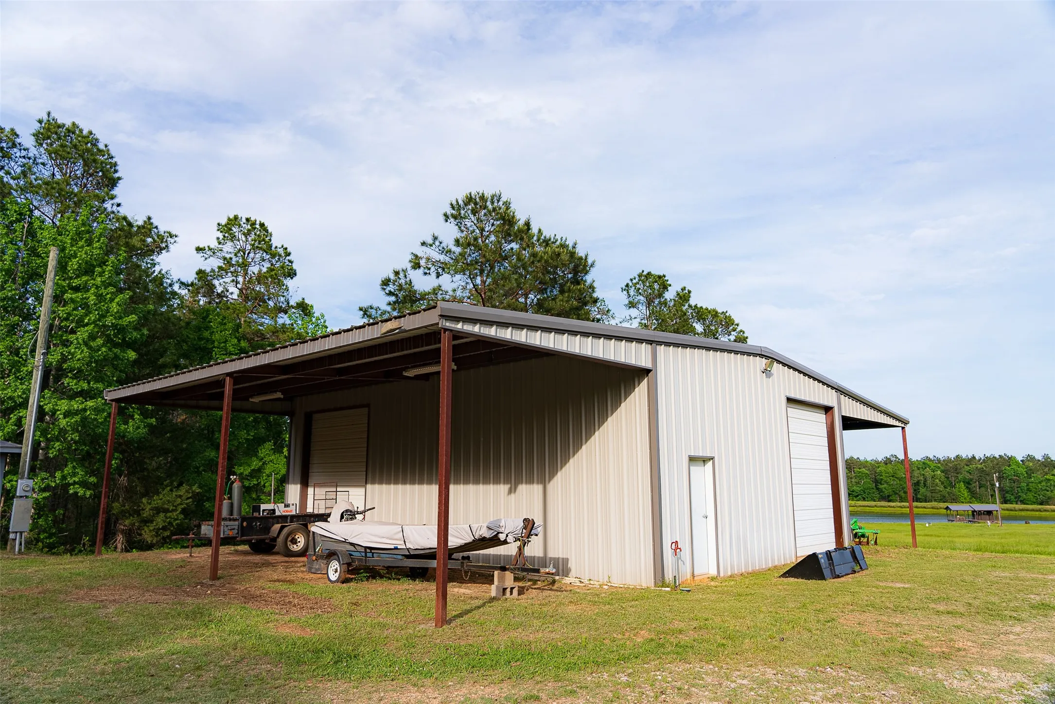 Ranch For Sale in Panola County , 2365 CR 152, Carthage, Texas 75633, 0, 0, Garage spaces, 0 Sqft, built in 2016, mls#21263841, Real Estate Agent in Carthage, Homes For Sale in Panola county, Homes For Sale in Carthage, Realtor in Carthage Texas, Real Estate Brokerage Independent Realty Texas, Luminita Cordes Realtor