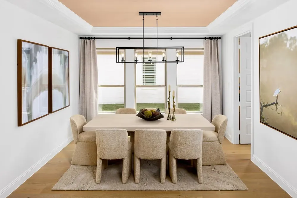 Formal Dining