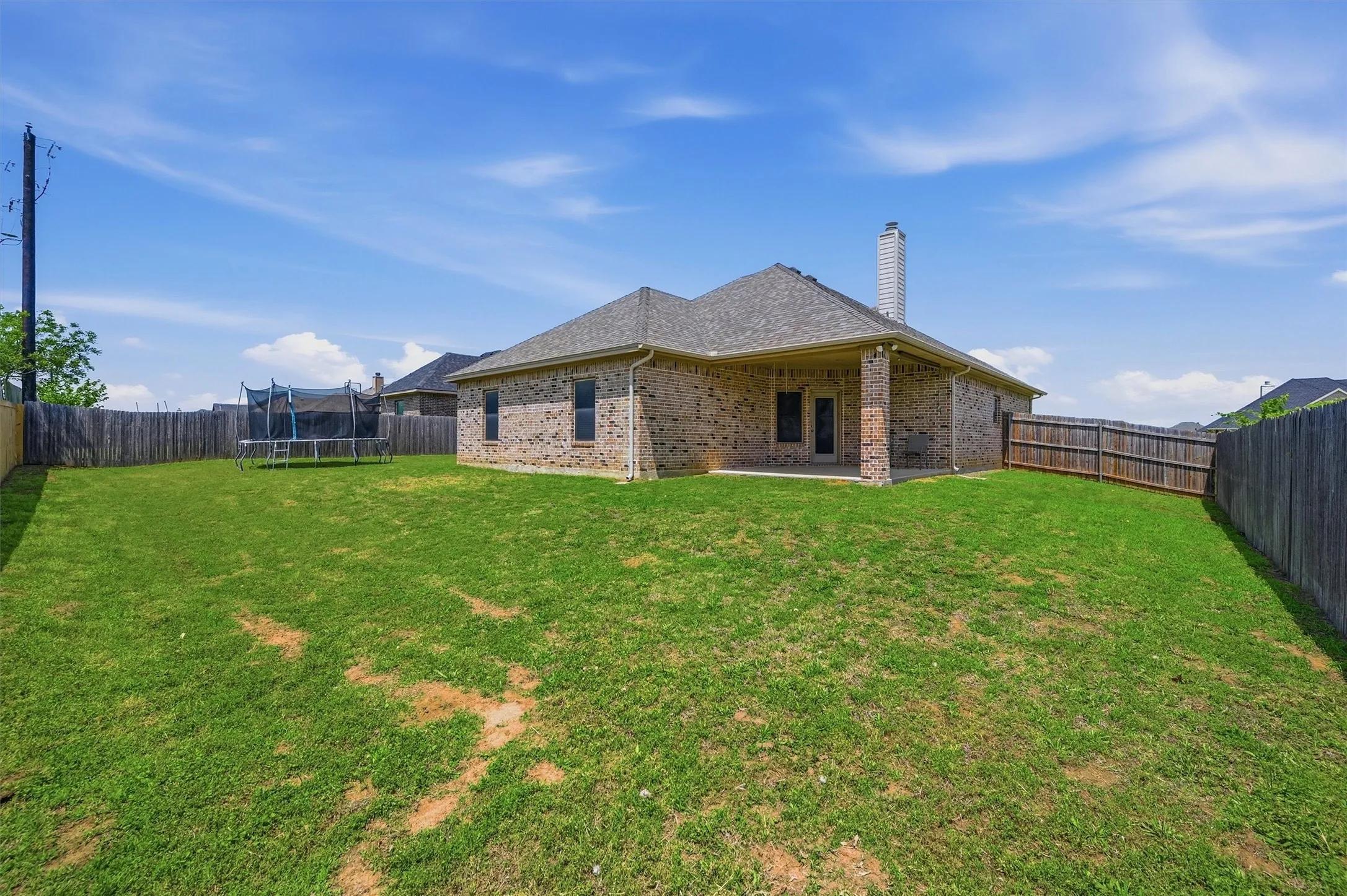 Single Family Residence For Sale in Grayson County , 714 Mary Lee Lane, Collinsville, Texas 76233, 3 Bedroom, 2 Bathroom, 2 Garage spaces, 1,708 Sqft, built in 2016, mls#21260254, Real Estate Agent in Collinsville, Homes For Sale in Grayson county, Homes For Sale in Collinsville, Realtor in Collinsville Texas, Real Estate Brokerage Independent Realty Texas, Luminita Cordes Realtor