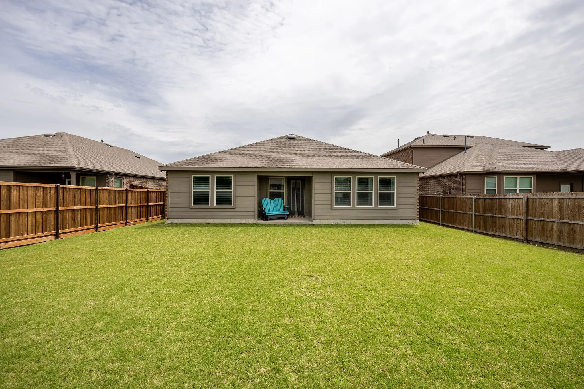 Single Family Residence For Sale in Denton County , 4109 Spur Trail Drive, Denton, Texas 76208, 4 Bedroom, 3 Bathroom, 2 Garage spaces, 2,138 Sqft, built in 2019, mls#21262621, Real Estate Agent in Denton, Homes For Sale in Denton county, Homes For Sale in Denton, Realtor in Denton Texas, Real Estate Brokerage Independent Realty Texas, Luminita Cordes Realtor