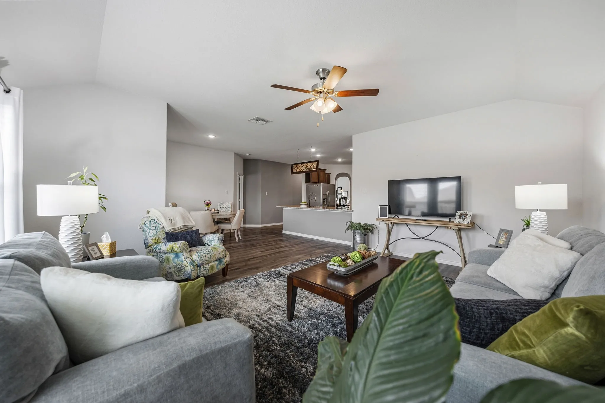 Single Family Residence For Sale in Denton County , 4109 Spur Trail Drive, Denton, Texas 76208, 4 Bedroom, 3 Bathroom, 2 Garage spaces, 2,138 Sqft, built in 2019, mls#21262621, Real Estate Agent in Denton, Homes For Sale in Denton county, Homes For Sale in Denton, Realtor in Denton Texas, Real Estate Brokerage Independent Realty Texas, Luminita Cordes Realtor