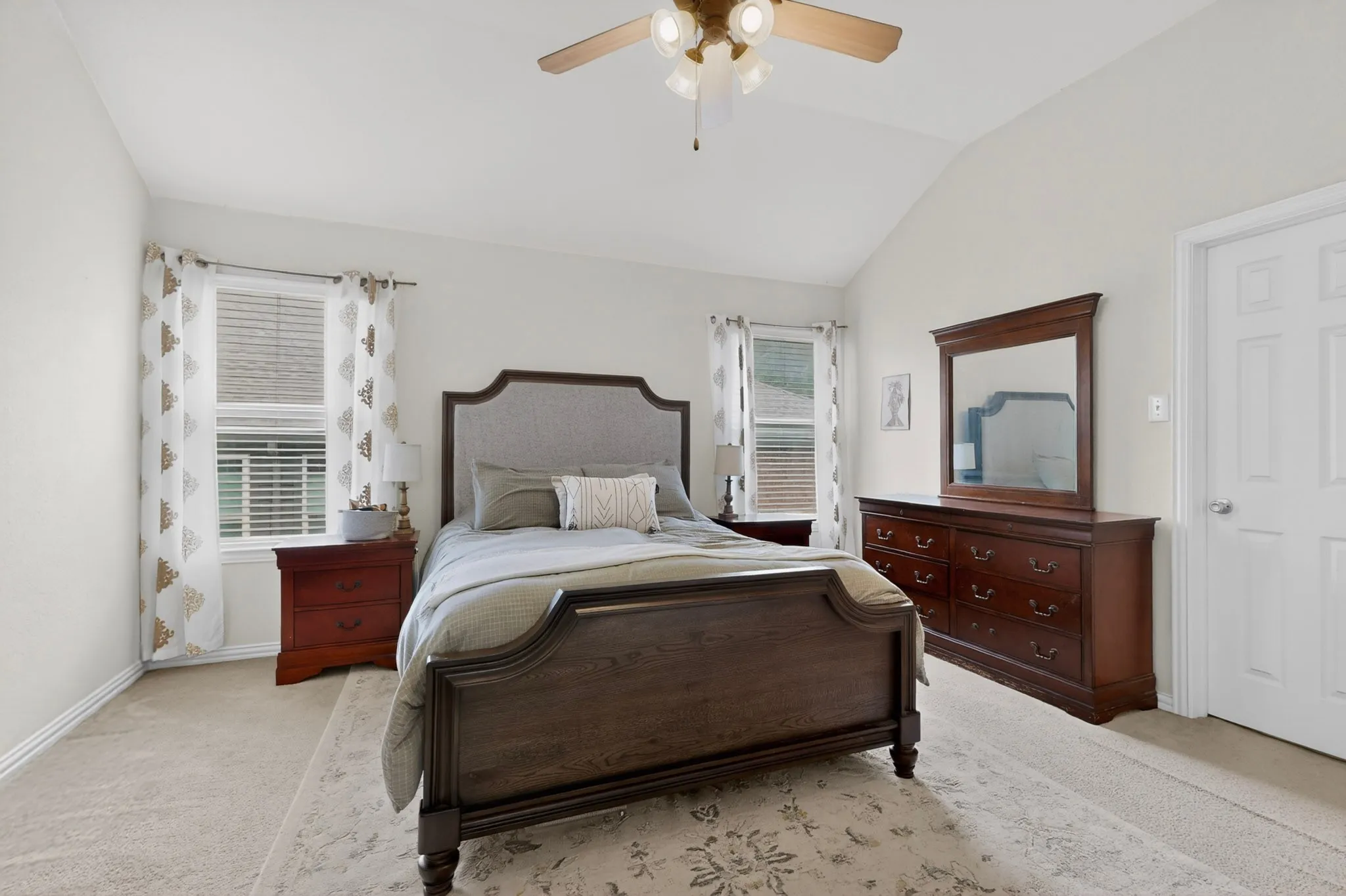 Single Family Residence For Sale in Collin County , 7716 Val Verde Drive, Mc Kinney, Texas 75071, 4 Bedroom, 2 Bathroom, 2 Garage spaces, 1,997 Sqft, built in 2004, mls#21263836, Real Estate Agent in Mc Kinney, Homes For Sale in Collin county, Homes For Sale in Mc Kinney, Realtor in Mc Kinney Texas, Real Estate Brokerage Independent Realty Texas, Luminita Cordes Realtor