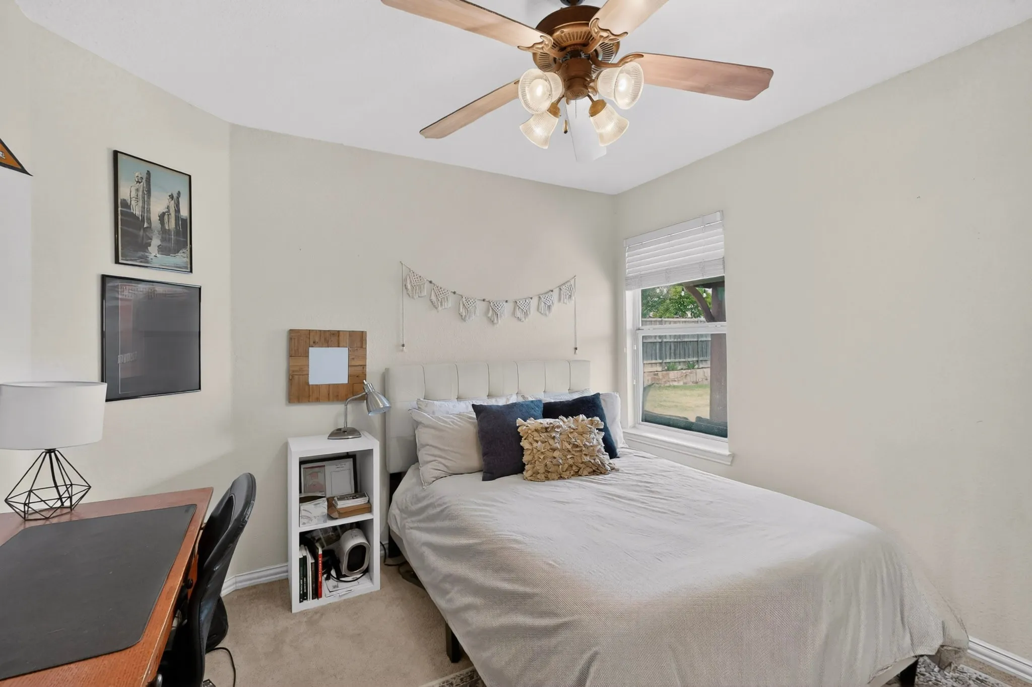 Single Family Residence For Sale in Collin County , 7716 Val Verde Drive, Mc Kinney, Texas 75071, 4 Bedroom, 2 Bathroom, 2 Garage spaces, 1,997 Sqft, built in 2004, mls#21263836, Real Estate Agent in Mc Kinney, Homes For Sale in Collin county, Homes For Sale in Mc Kinney, Realtor in Mc Kinney Texas, Real Estate Brokerage Independent Realty Texas, Luminita Cordes Realtor
