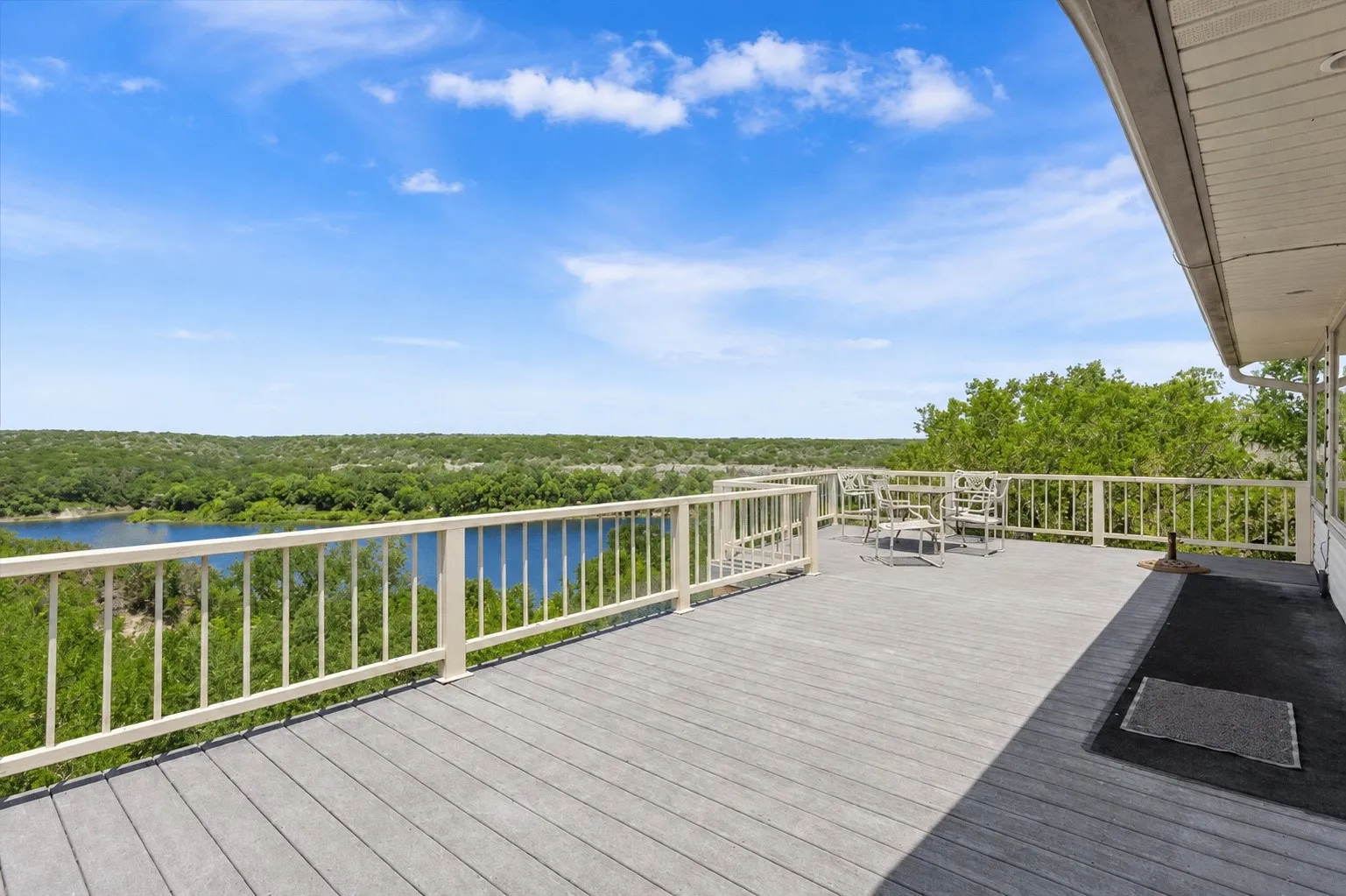 Single Family Residence For Sale in Bosque County , 150 County Road 1604, Clifton, Texas 76634, 4 Bedroom, 6 Bathroom, Garage spaces, 3,412 Sqft, built in 1960, mls#21256144, Real Estate Agent in Clifton, Homes For Sale in Bosque county, Homes For Sale in Clifton, Realtor in Clifton Texas, Real Estate Brokerage Independent Realty Texas, Luminita Cordes Realtor