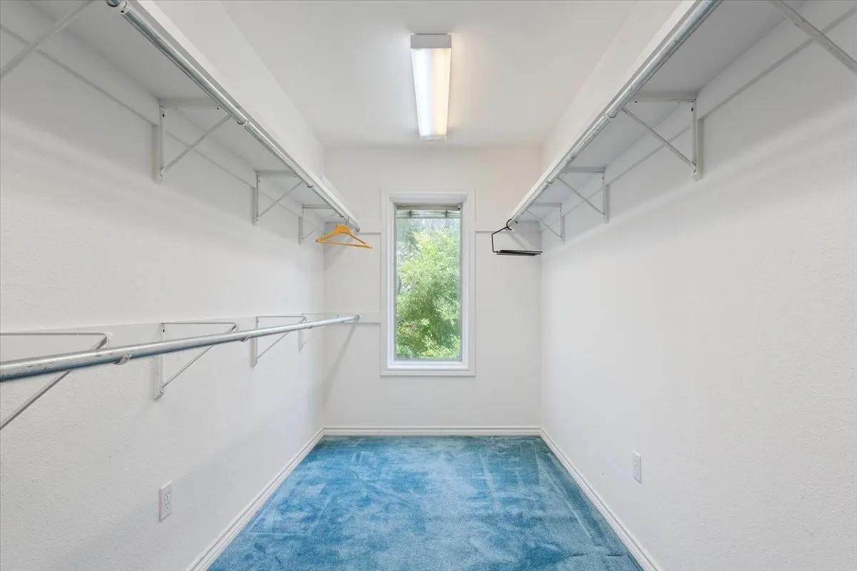 Single Family Residence For Sale in Bosque County , 150 County Road 1604, Clifton, Texas 76634, 4 Bedroom, 6 Bathroom, Garage spaces, 3,412 Sqft, built in 1960, mls#21256144, Real Estate Agent in Clifton, Homes For Sale in Bosque county, Homes For Sale in Clifton, Realtor in Clifton Texas, Real Estate Brokerage Independent Realty Texas, Luminita Cordes Realtor