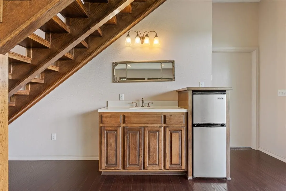 Single Family Residence For Sale in Bosque County , 150 County Road 1604, Clifton, Texas 76634, 4 Bedroom, 6 Bathroom, Garage spaces, 3,412 Sqft, built in 1960, mls#21256144, Real Estate Agent in Clifton, Homes For Sale in Bosque county, Homes For Sale in Clifton, Realtor in Clifton Texas, Real Estate Brokerage Independent Realty Texas, Luminita Cordes Realtor