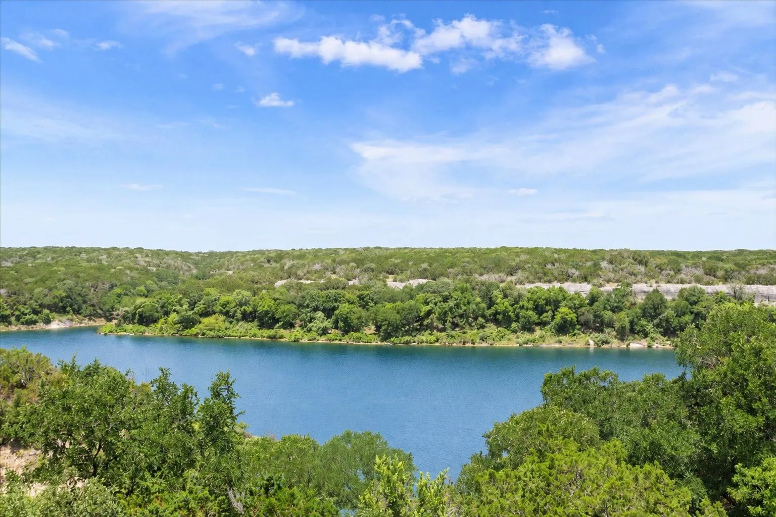 Single Family Residence For Sale in Bosque County , 150 County Road 1604, Clifton, Texas 76634, 4 Bedroom, 6 Bathroom, Garage spaces, 3,412 Sqft, built in 1960, mls#21256144, Real Estate Agent in Clifton, Homes For Sale in Bosque county, Homes For Sale in Clifton, Realtor in Clifton Texas, Real Estate Brokerage Independent Realty Texas, Luminita Cordes Realtor