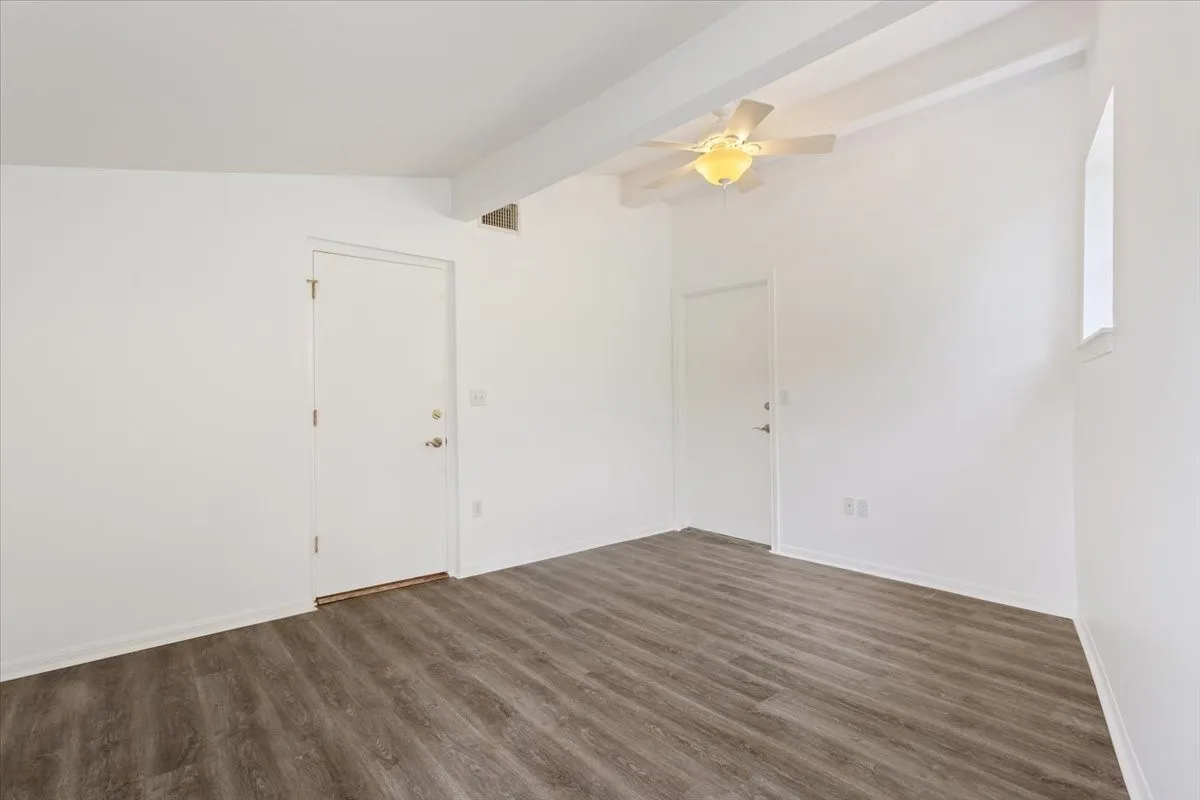 Downstairs bedroom #1