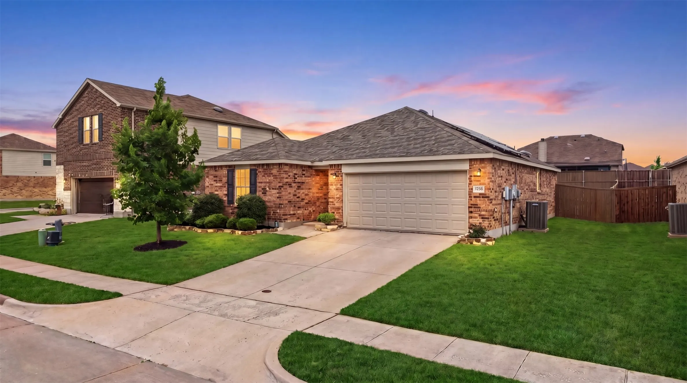 Single Family Residence For Sale in Denton County , 1628 Trace Drive, Aubrey, Texas 76227, 3 Bedroom, 2 Bathroom, 2 Garage spaces, 1,427 Sqft, built in 2019, mls#21255827, Real Estate Agent in Aubrey, Homes For Sale in Denton county, Homes For Sale in Aubrey, Realtor in Aubrey Texas, Real Estate Brokerage Independent Realty Texas, Luminita Cordes Realtor