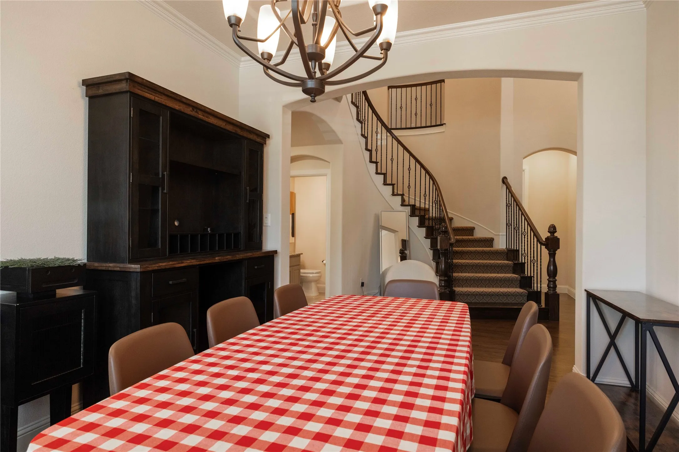 Single Family Residence For Rent in Collin County , 12824 Flatiron Trail, Frisco, Texas 75035, 5 Bedrooms, 5 Bathrooms, 3 Garage spaces, 4,306 Sqft, built in 2015, Price $6,500, mls#21263905, Real Estate Agent in Frisco, Homes For Rent in Collin county, Homes For Rent in Frisco, Realtor in Frisco Texas, Real Estate Brokerage Independent Realty Texas, Luminita Cordes Realtor