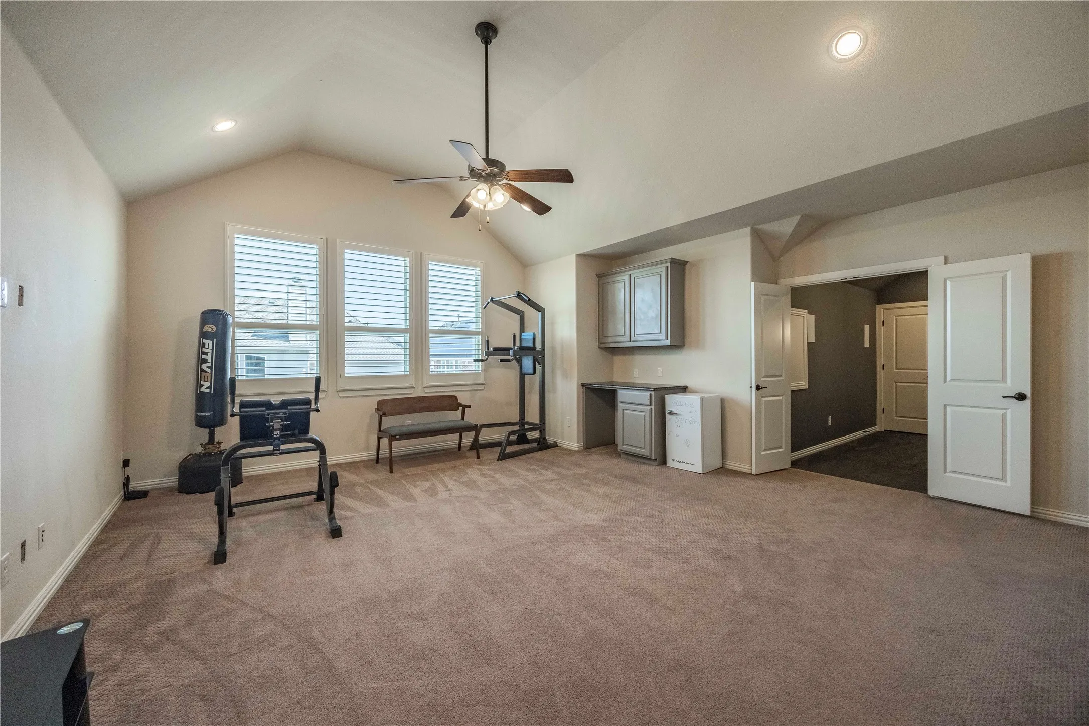 Single Family Residence For Rent in Collin County , 12824 Flatiron Trail, Frisco, Texas 75035, 5 Bedrooms, 5 Bathrooms, 3 Garage spaces, 4,306 Sqft, built in 2015, Price $6,500, mls#21263905, Real Estate Agent in Frisco, Homes For Rent in Collin county, Homes For Rent in Frisco, Realtor in Frisco Texas, Real Estate Brokerage Independent Realty Texas, Luminita Cordes Realtor