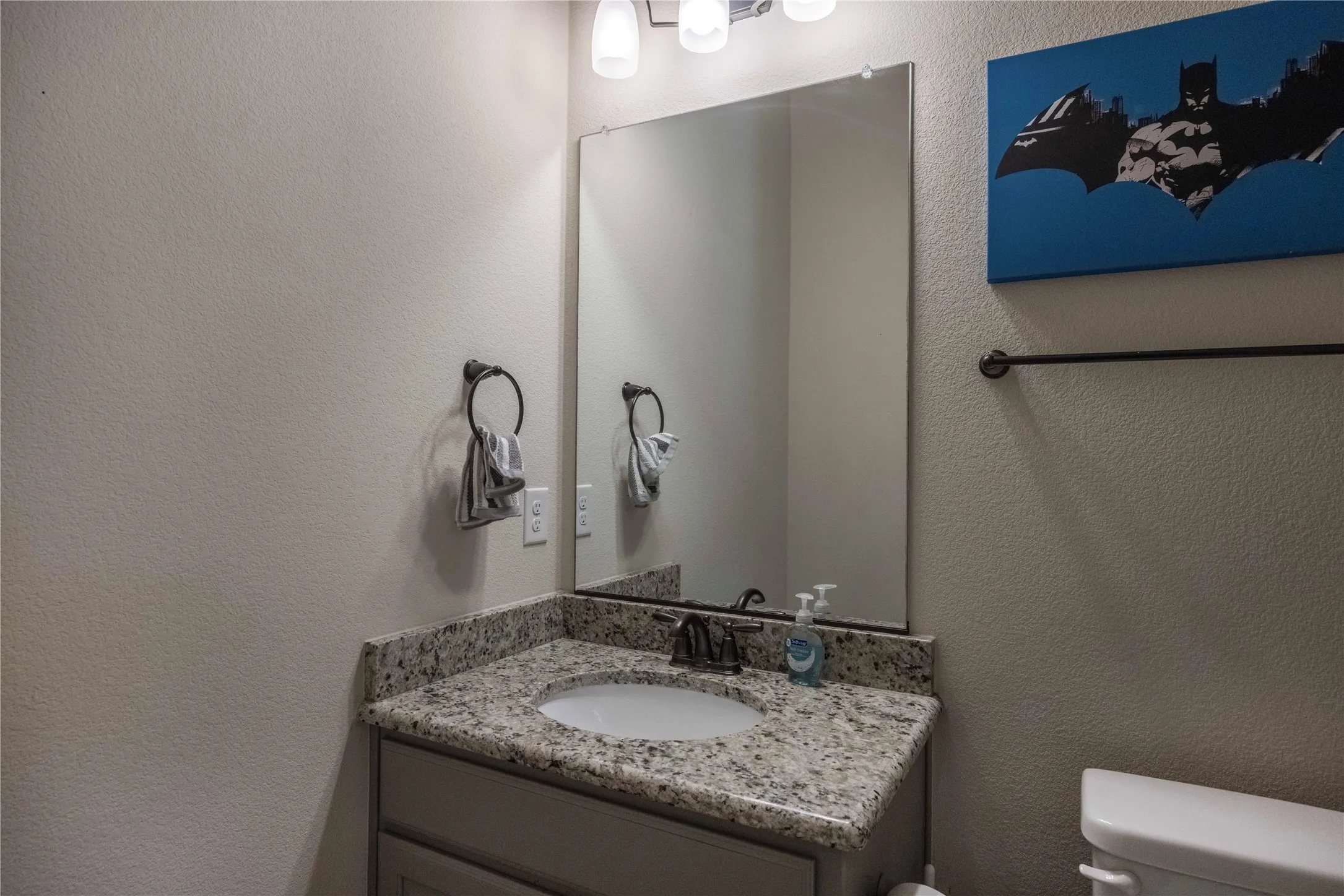 Single Family Residence For Rent in Collin County , 12824 Flatiron Trail, Frisco, Texas 75035, 5 Bedrooms, 5 Bathrooms, 3 Garage spaces, 4,306 Sqft, built in 2015, Price $6,500, mls#21263905, Real Estate Agent in Frisco, Homes For Rent in Collin county, Homes For Rent in Frisco, Realtor in Frisco Texas, Real Estate Brokerage Independent Realty Texas, Luminita Cordes Realtor