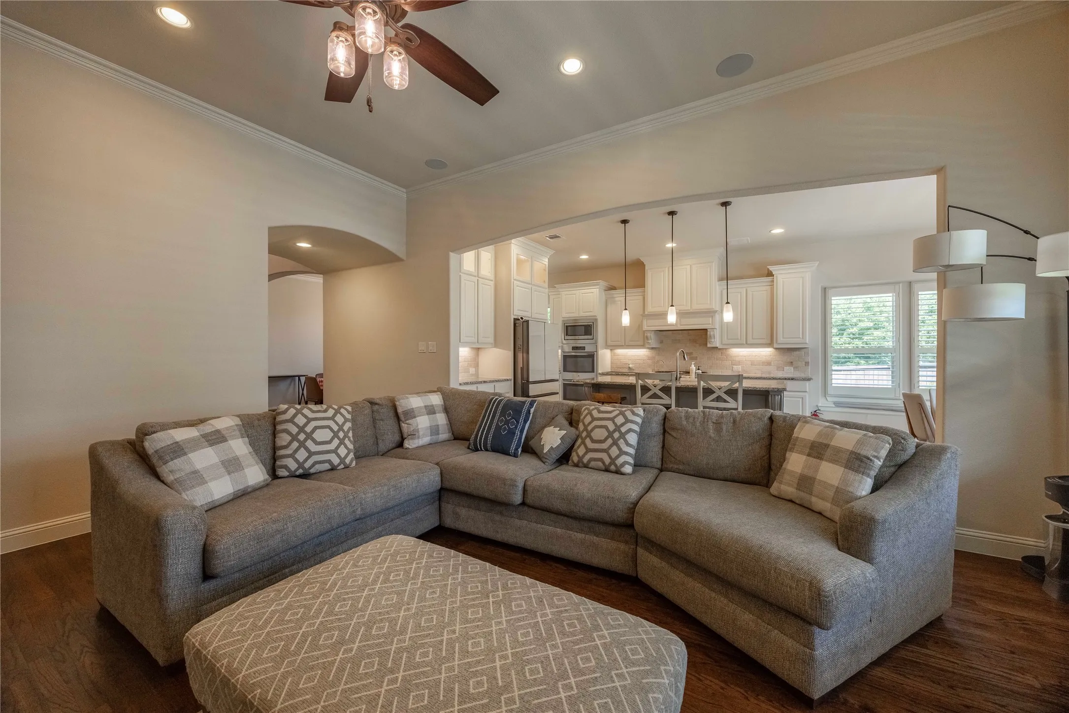 Single Family Residence For Rent in Collin County , 12824 Flatiron Trail, Frisco, Texas 75035, 5 Bedrooms, 5 Bathrooms, 3 Garage spaces, 4,306 Sqft, built in 2015, Price $6,500, mls#21263905, Real Estate Agent in Frisco, Homes For Rent in Collin county, Homes For Rent in Frisco, Realtor in Frisco Texas, Real Estate Brokerage Independent Realty Texas, Luminita Cordes Realtor