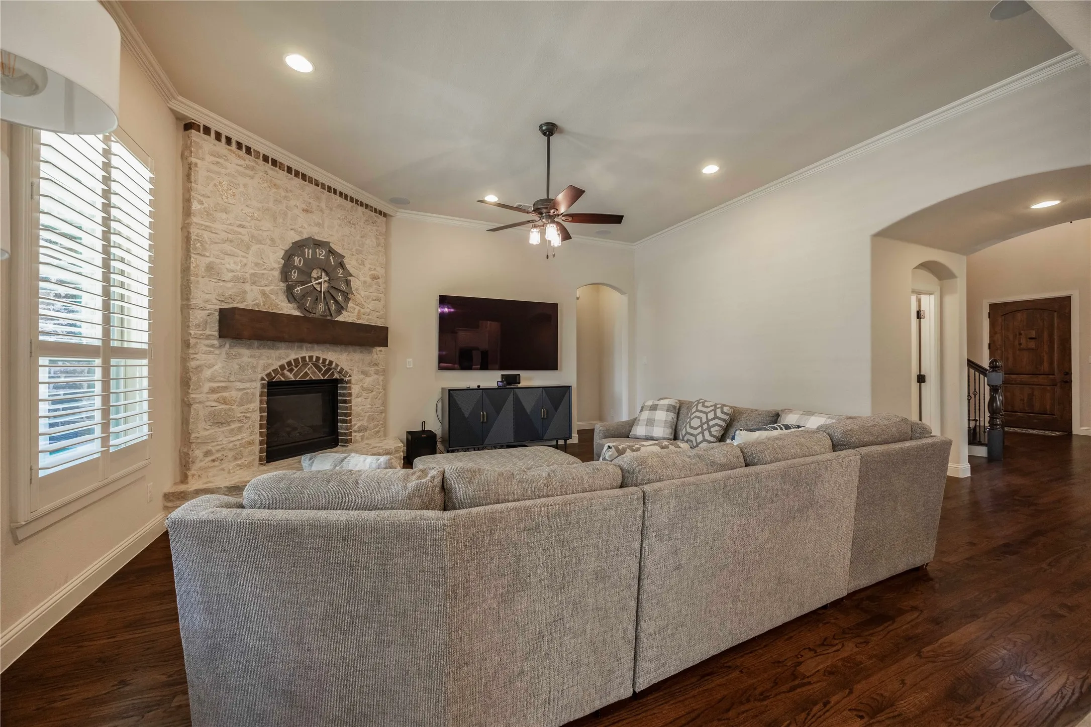 Single Family Residence For Rent in Collin County , 12824 Flatiron Trail, Frisco, Texas 75035, 5 Bedrooms, 5 Bathrooms, 3 Garage spaces, 4,306 Sqft, built in 2015, Price $6,500, mls#21263905, Real Estate Agent in Frisco, Homes For Rent in Collin county, Homes For Rent in Frisco, Realtor in Frisco Texas, Real Estate Brokerage Independent Realty Texas, Luminita Cordes Realtor