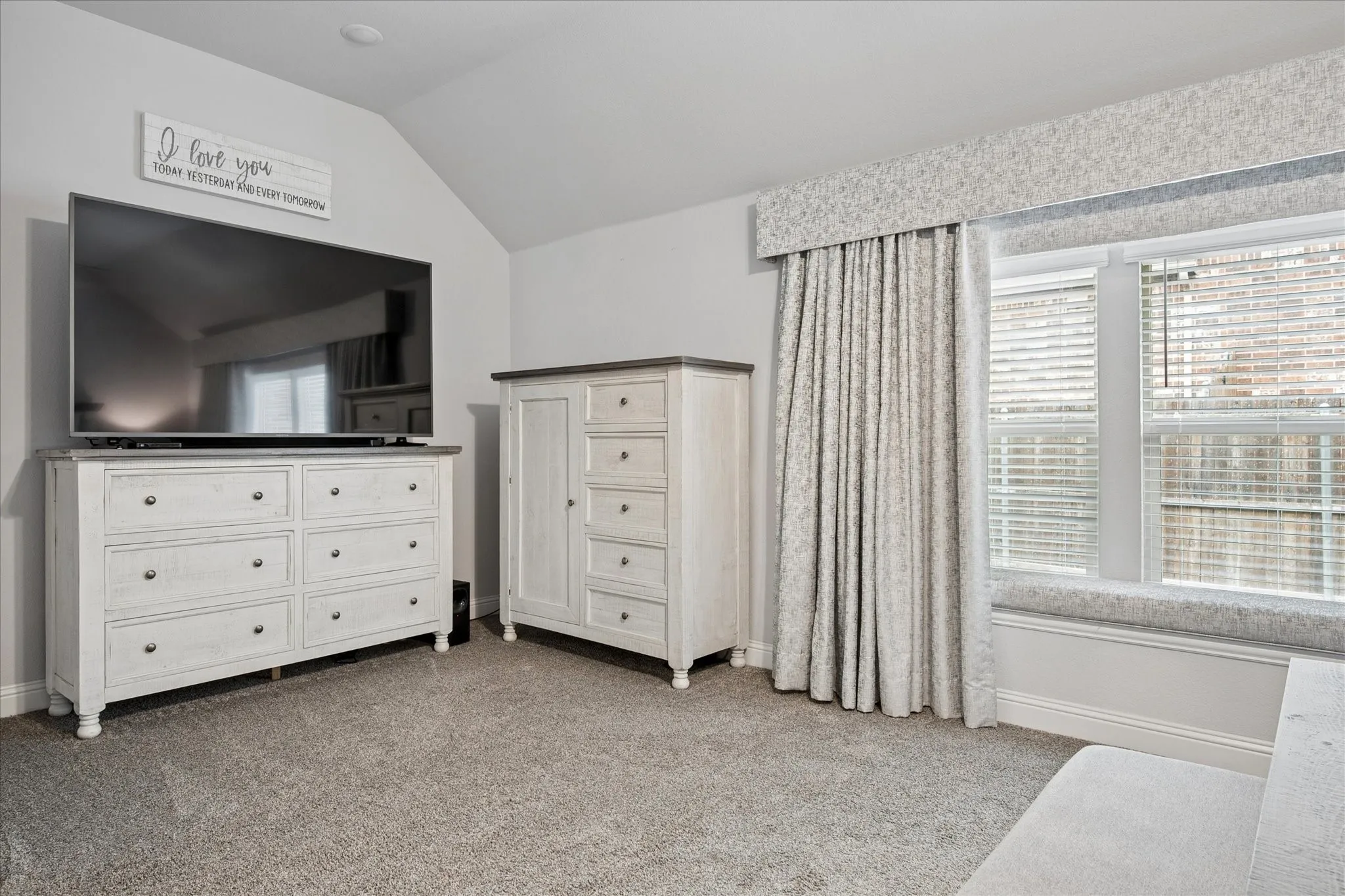 Single Family Residence For Sale in Collin County , 1217 Brentfield Drive, Anna, Texas 75409, 4 Bedrooms, 3 Bathrooms, 3 Garage spaces, 2,454 Sqft, built in 2021, Price $450,000, mls#21230431, Real Estate Agent in Anna, Homes For Sale in Collin county, Homes For Sale in Anna, Realtor in Anna Texas, Real Estate Brokerage Independent Realty Texas, Luminita Cordes Realtor