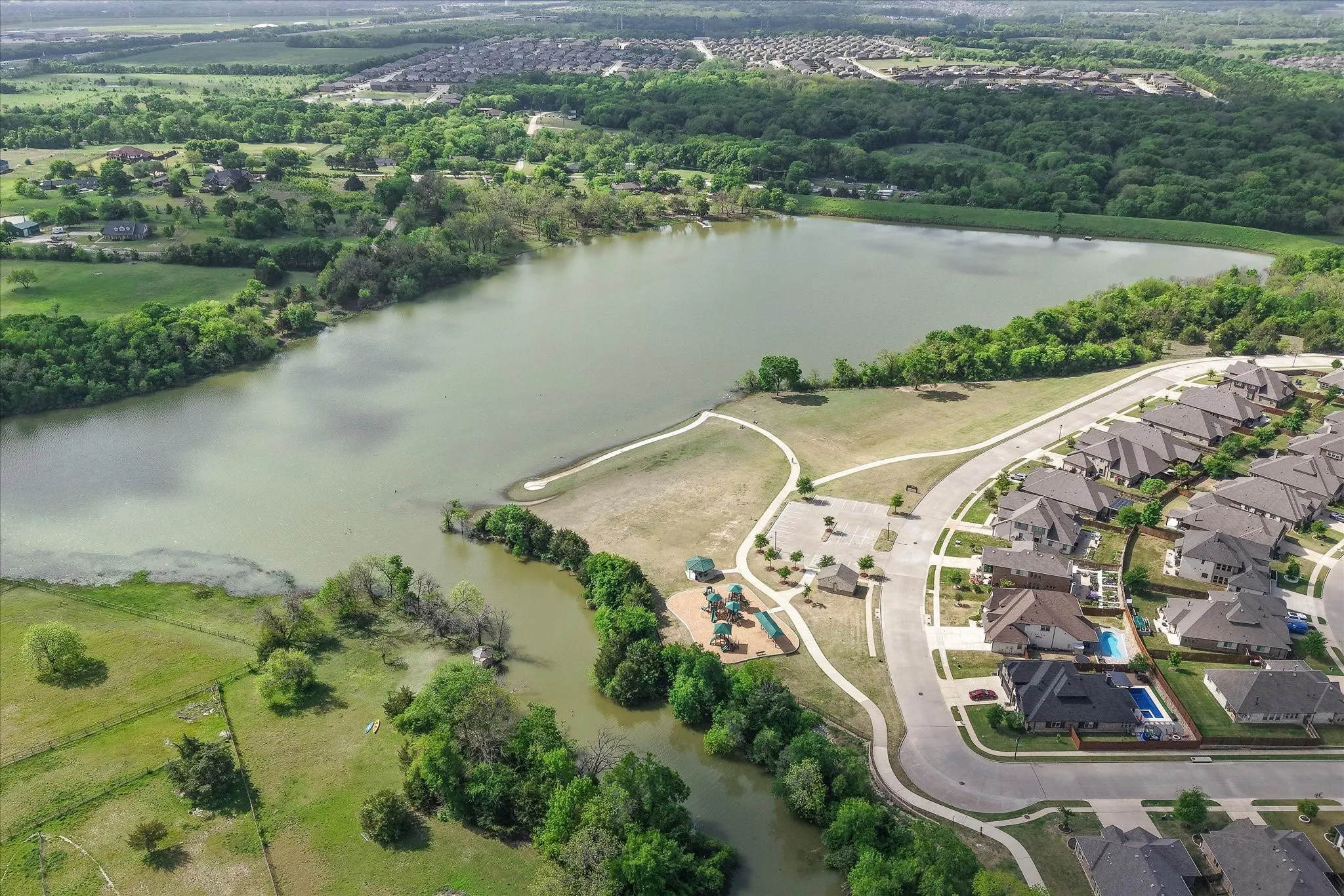 Single Family Residence For Sale in Collin County , 1217 Brentfield Drive, Anna, Texas 75409, 4 Bedrooms, 3 Bathrooms, 3 Garage spaces, 2,454 Sqft, built in 2021, Price $450,000, mls#21230431, Real Estate Agent in Anna, Homes For Sale in Collin county, Homes For Sale in Anna, Realtor in Anna Texas, Real Estate Brokerage Independent Realty Texas, Luminita Cordes Realtor