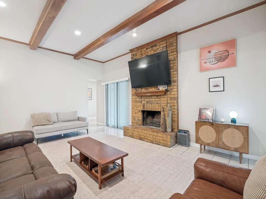 Vaulted ceiling with exposed wood beams