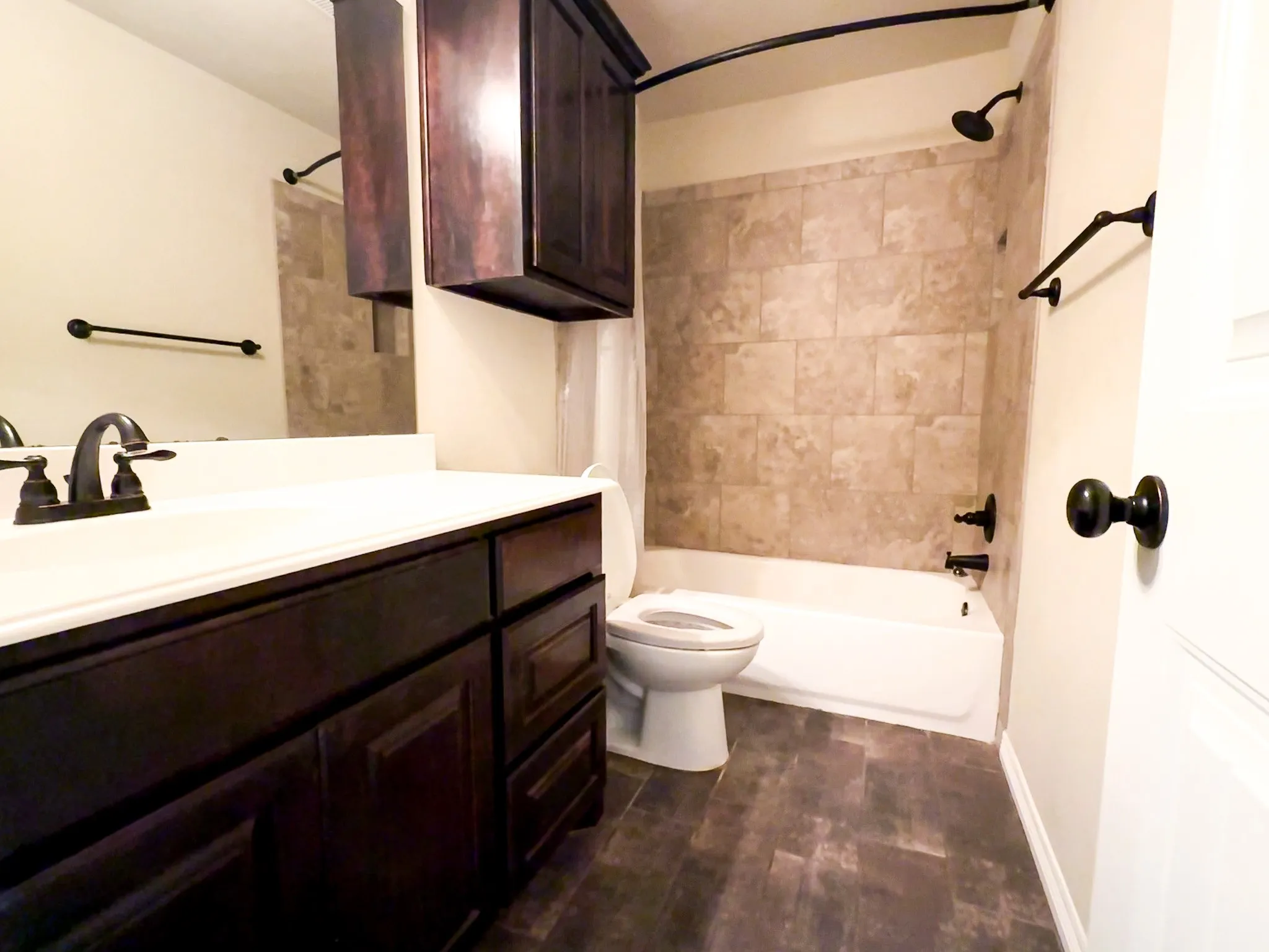 Single Family Residence For Sale in Ellis County , 103 Palomino Drive, Palmer, Texas 75152, 3 Bedrooms, 2 Bathrooms, 2 Garage spaces, 1,519 Sqft, built in 2016, Price $330,000, mls#21258075, Real Estate Agent in Palmer, Homes For Sale in Ellis county, Homes For Sale in Palmer, Realtor in Palmer Texas, Real Estate Brokerage Independent Realty Texas, Luminita Cordes Realtor
