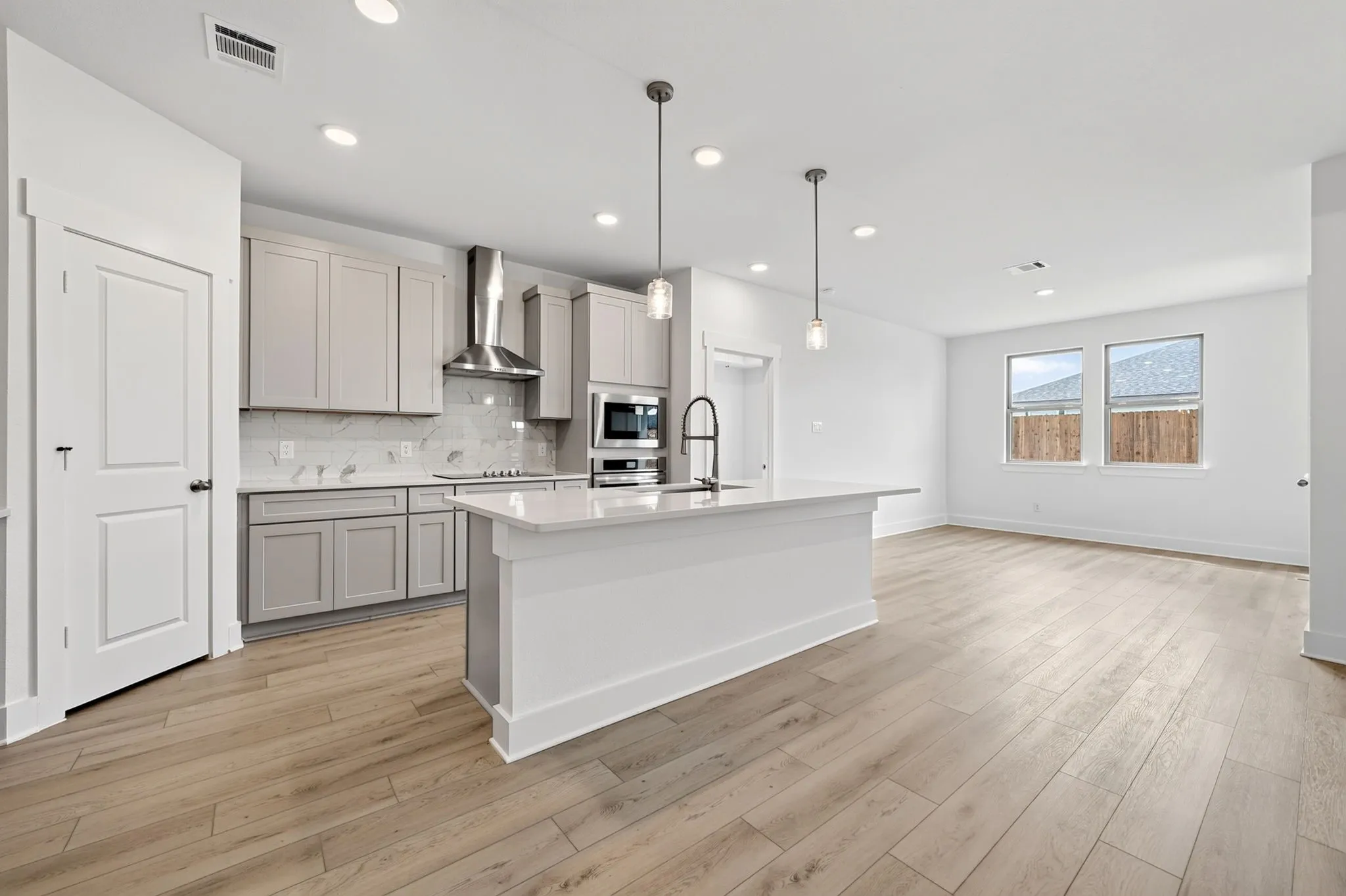 Single Family Residence For Sale in Collin County , 1405 Northview Lane, Josephine, Texas 75173, 4 Bedroom, 3 Bathroom, 2 Garage spaces, 2,072 Sqft, built in 2026, mls#21263983, Real Estate Agent in Josephine, Homes For Sale in Collin county, Homes For Sale in Josephine, Realtor in Josephine Texas, Real Estate Brokerage Independent Realty Texas, Luminita Cordes Realtor