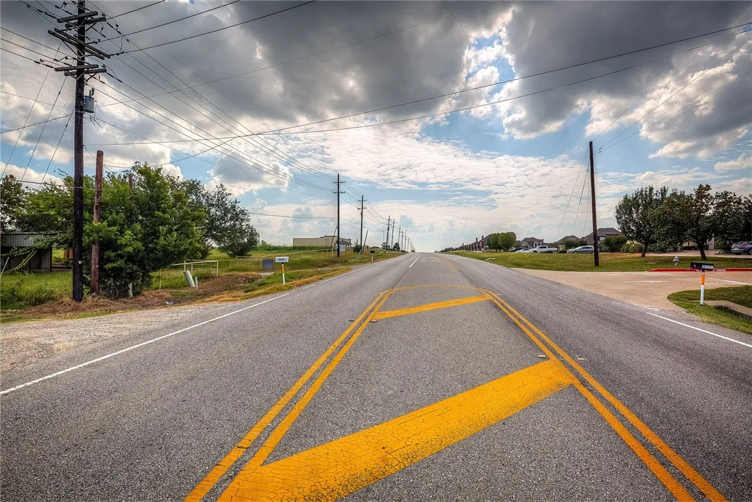 Improved Land For Sale in Rockwall County , 5627 Horizon Road, Rockwall, Texas 75032, 0, 0, Garage spaces, 0 Sqft, built in 1978, Price $999,900, mls#21263996, Real Estate Agent in Rockwall, Homes For Sale in Rockwall county, Homes For Sale in Rockwall, Realtor in Rockwall Texas, Real Estate Brokerage Independent Realty Texas, Luminita Cordes Realtor