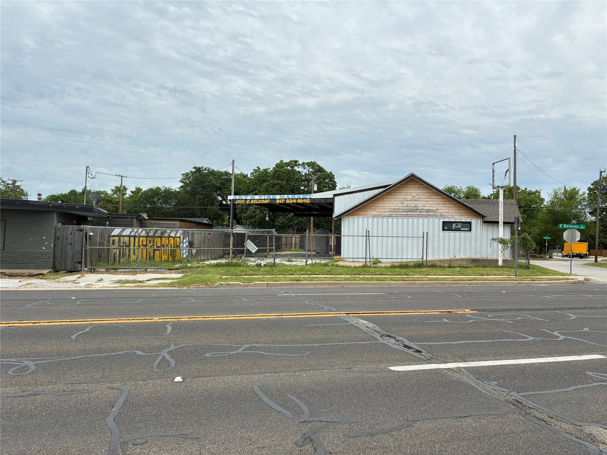 Business For Sale in Tarrant County , 2800 E Belknap, Fort Worth, Texas 76111, 0, 0, Garage spaces, 0 Sqft, built in 1918, Price $600,000, mls#21263956, Real Estate Agent in Fort Worth, Homes For Sale in Tarrant county, Homes For Sale in Fort Worth, Realtor in Fort Worth Texas, Real Estate Brokerage Independent Realty Texas, Luminita Cordes Realtor