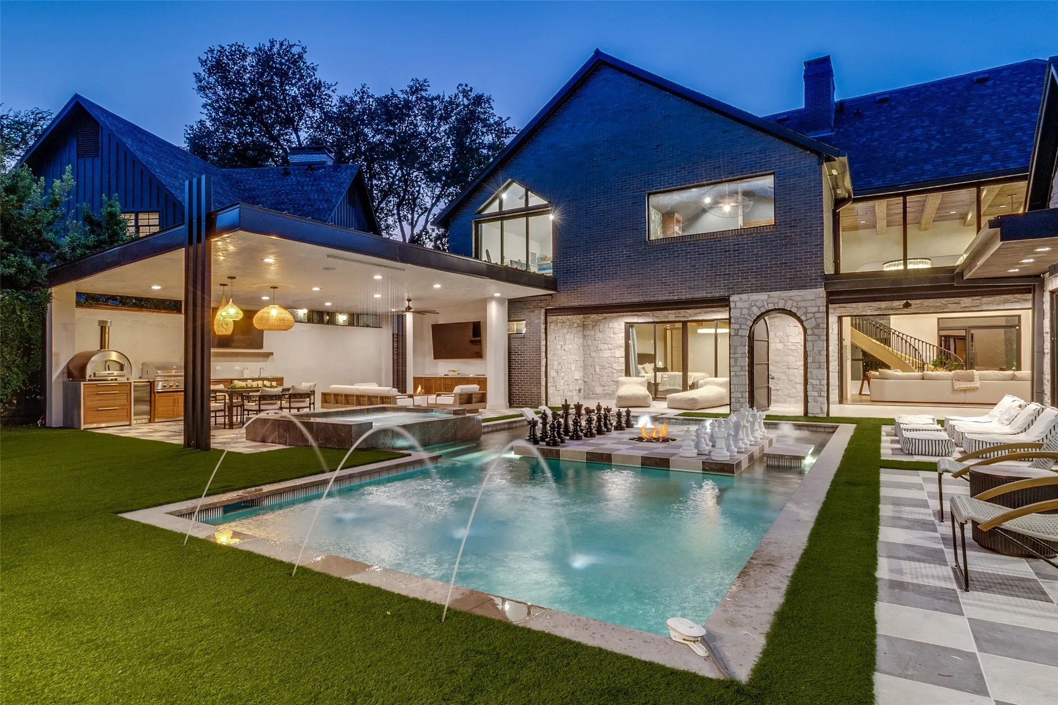 Single Family Residence For Sale in Dallas County , 7552 Baxtershire Drive, Dallas, Texas 75230, 6 Bedroom, 6 Bathroom, 3 Garage spaces, 6,047 Sqft, built in 1984, mls#21263857, Real Estate Agent in Dallas, Homes For Sale in Dallas county, Homes For Sale in Dallas, Realtor in Dallas Texas, Real Estate Brokerage Independent Realty Texas, Luminita Cordes Realtor