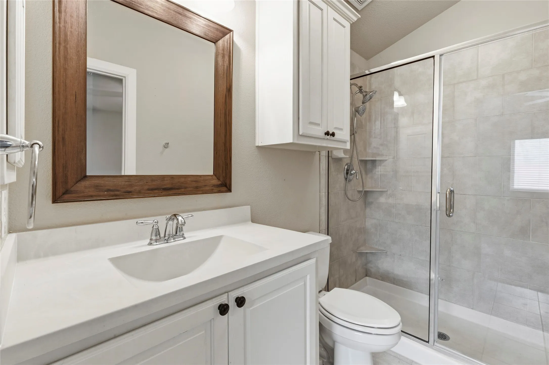 Single Family Residence For Sale in Collin County , 5900 Cranbrook Lane, Mc Kinney, Texas 75070, 5 Bedroom, 4 Bathroom, 2 Garage spaces, 3,012 Sqft, built in 2013, mls#21263768, Real Estate Agent in Mc Kinney, Homes For Sale in Collin county, Homes For Sale in Mc Kinney, Realtor in Mc Kinney Texas, Real Estate Brokerage Independent Realty Texas, Luminita Cordes Realtor