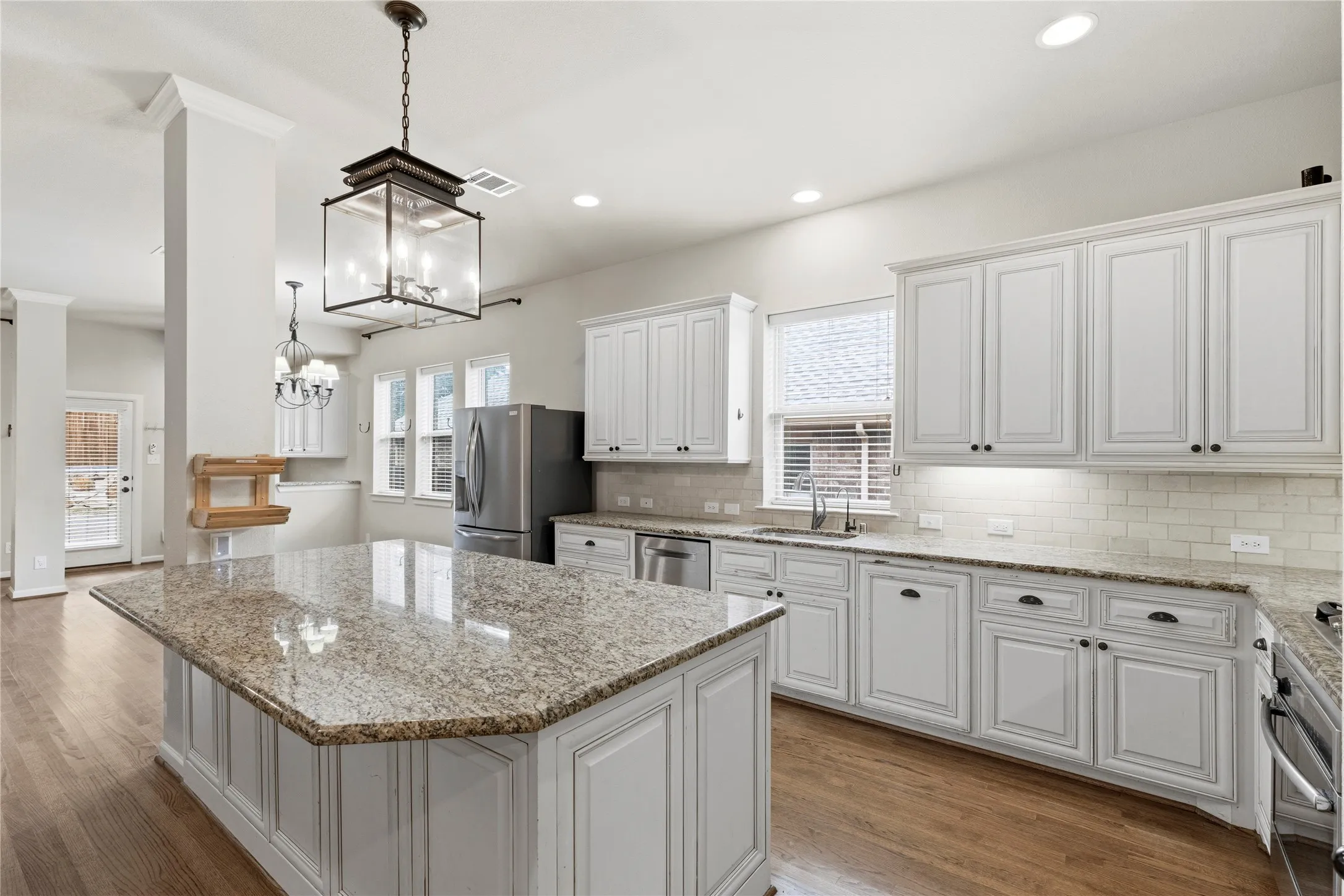 Single Family Residence For Sale in Collin County , 5900 Cranbrook Lane, Mc Kinney, Texas 75070, 5 Bedroom, 4 Bathroom, 2 Garage spaces, 3,012 Sqft, built in 2013, mls#21263768, Real Estate Agent in Mc Kinney, Homes For Sale in Collin county, Homes For Sale in Mc Kinney, Realtor in Mc Kinney Texas, Real Estate Brokerage Independent Realty Texas, Luminita Cordes Realtor