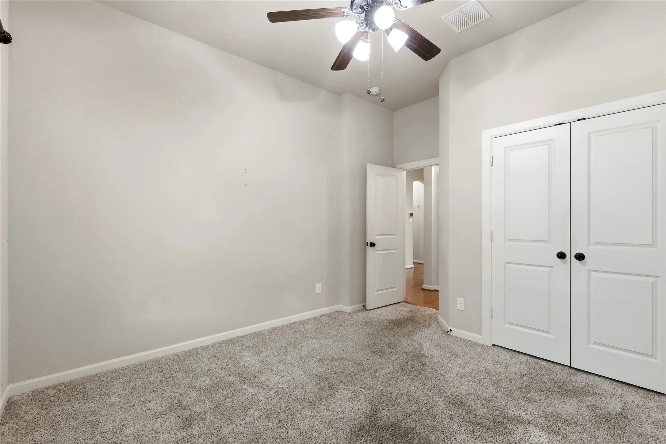 Single Family Residence For Sale in Collin County , 5900 Cranbrook Lane, Mc Kinney, Texas 75070, 5 Bedroom, 4 Bathroom, 2 Garage spaces, 3,012 Sqft, built in 2013, mls#21263768, Real Estate Agent in Mc Kinney, Homes For Sale in Collin county, Homes For Sale in Mc Kinney, Realtor in Mc Kinney Texas, Real Estate Brokerage Independent Realty Texas, Luminita Cordes Realtor