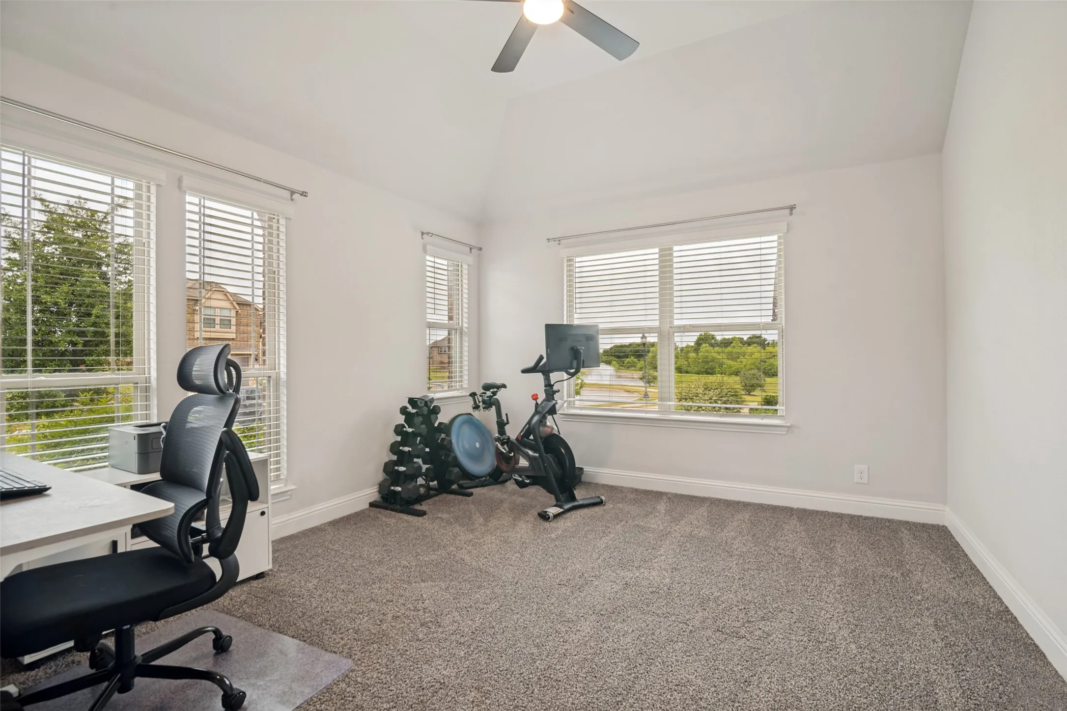 Single Family Residence For Sale in Kaufman County , 3608 Kimberly Court, Forney, Texas 75126, 4 Bedroom, 3 Bathroom, 2 Garage spaces, 2,745 Sqft, built in 2020, mls#21264049, Real Estate Agent in Forney, Homes For Sale in Kaufman county, Homes For Sale in Forney, Realtor in Forney Texas, Real Estate Brokerage Independent Realty Texas, Luminita Cordes Realtor