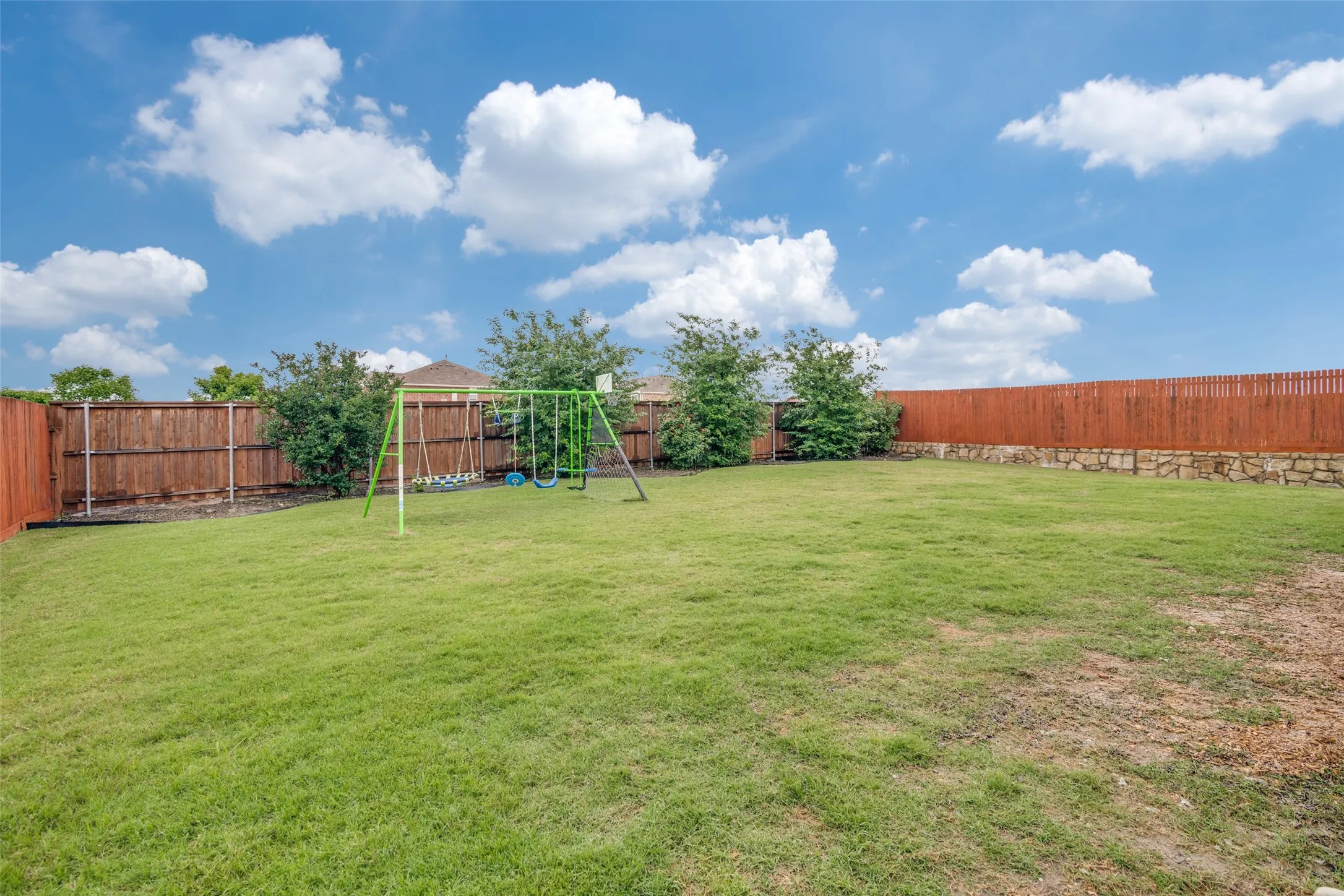 Single Family Residence For Sale in Kaufman County , 3608 Kimberly Court, Forney, Texas 75126, 4 Bedroom, 3 Bathroom, 2 Garage spaces, 2,745 Sqft, built in 2020, mls#21264049, Real Estate Agent in Forney, Homes For Sale in Kaufman county, Homes For Sale in Forney, Realtor in Forney Texas, Real Estate Brokerage Independent Realty Texas, Luminita Cordes Realtor