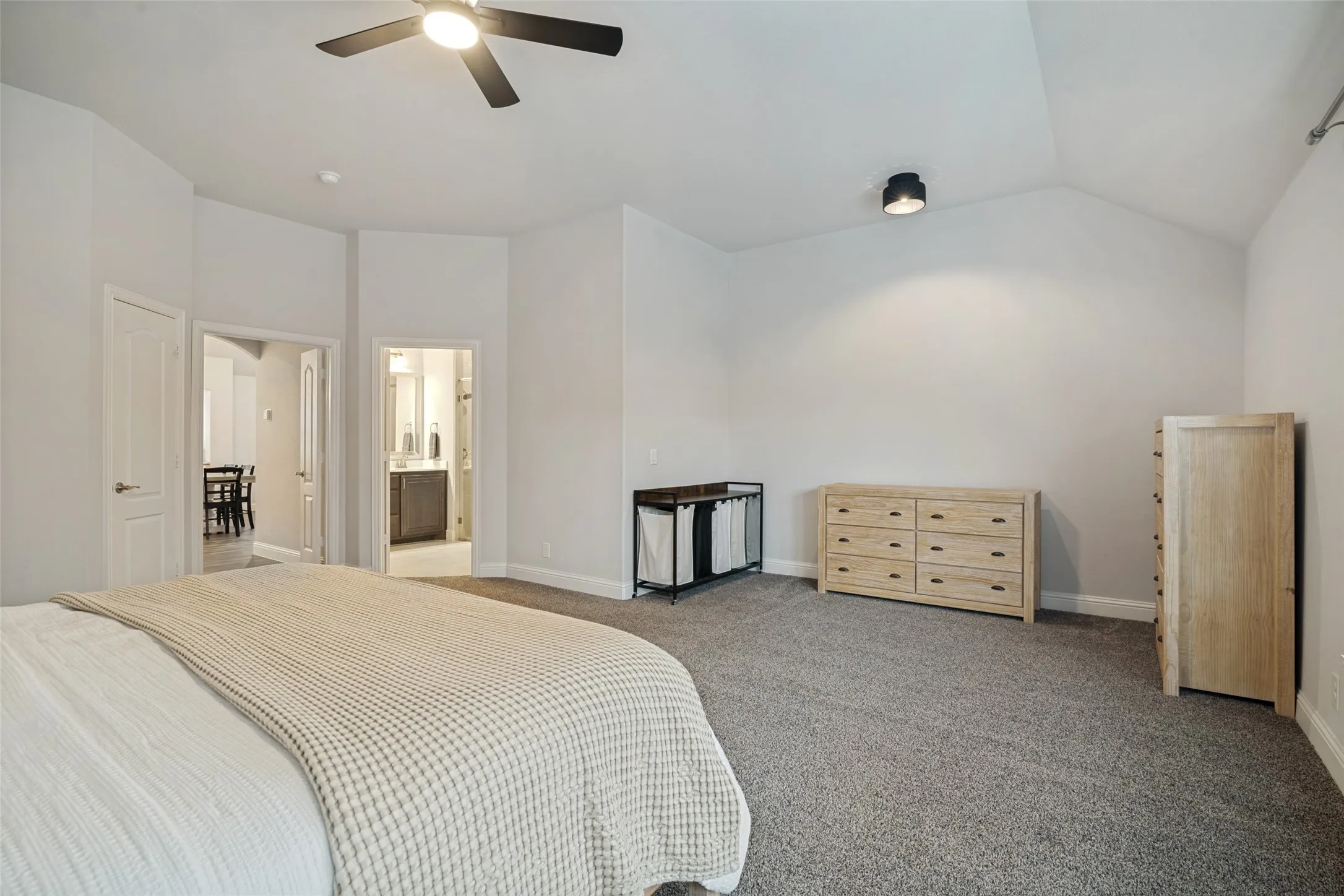 Single Family Residence For Sale in Kaufman County , 3608 Kimberly Court, Forney, Texas 75126, 4 Bedroom, 3 Bathroom, 2 Garage spaces, 2,745 Sqft, built in 2020, mls#21264049, Real Estate Agent in Forney, Homes For Sale in Kaufman county, Homes For Sale in Forney, Realtor in Forney Texas, Real Estate Brokerage Independent Realty Texas, Luminita Cordes Realtor