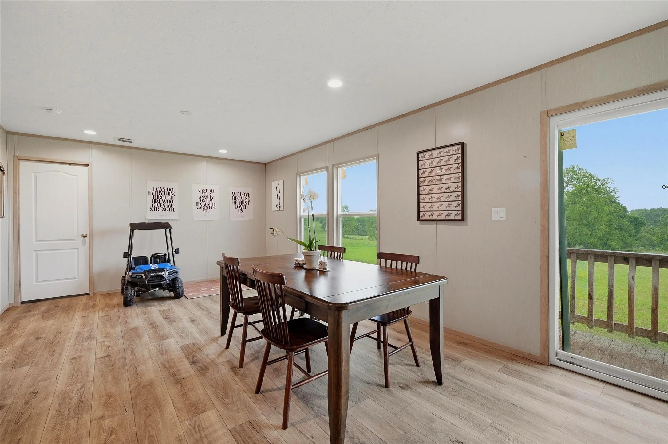 Mobile Home For Sale in Grayson County , 587 Kentucky Town Road, Whitewright, Texas 75491, 4 Bedrooms, 2 Bathrooms, Garage spaces, 1,904 Sqft, built in 2024, Price $339,900, mls#21264095, Real Estate Agent in Whitewright, Homes For Sale in Grayson county, Homes For Sale in Whitewright, Realtor in Whitewright Texas, Real Estate Brokerage Independent Realty Texas, Luminita Cordes Realtor