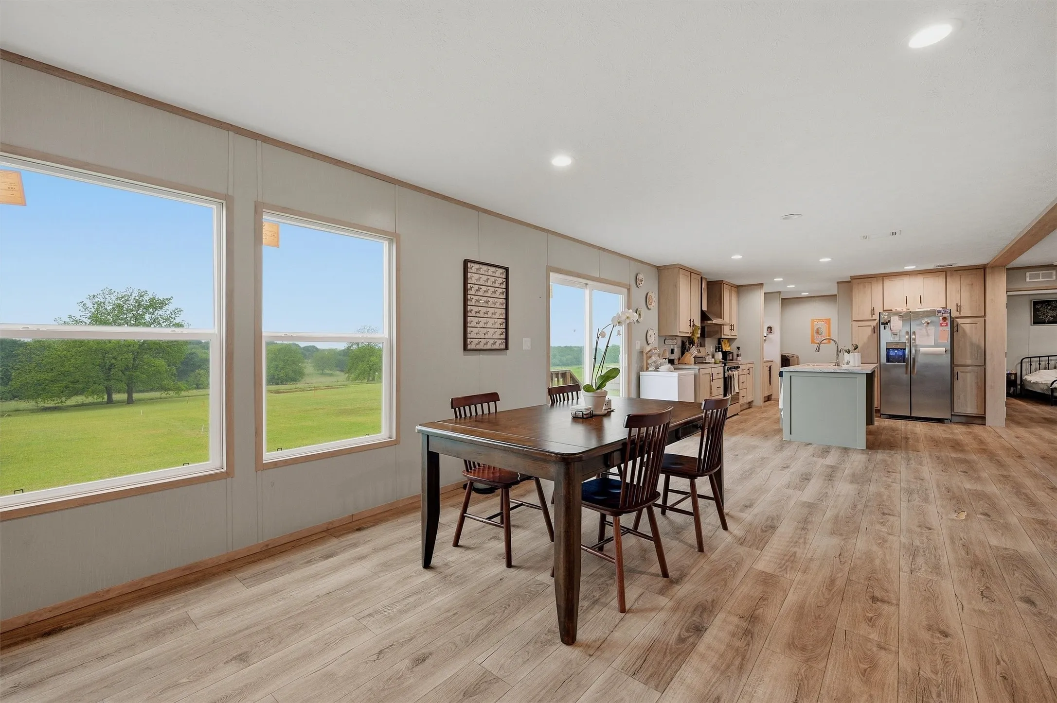 Mobile Home For Sale in Grayson County , 587 Kentucky Town Road, Whitewright, Texas 75491, 4 Bedrooms, 2 Bathrooms, Garage spaces, 1,904 Sqft, built in 2024, Price $339,900, mls#21264095, Real Estate Agent in Whitewright, Homes For Sale in Grayson county, Homes For Sale in Whitewright, Realtor in Whitewright Texas, Real Estate Brokerage Independent Realty Texas, Luminita Cordes Realtor