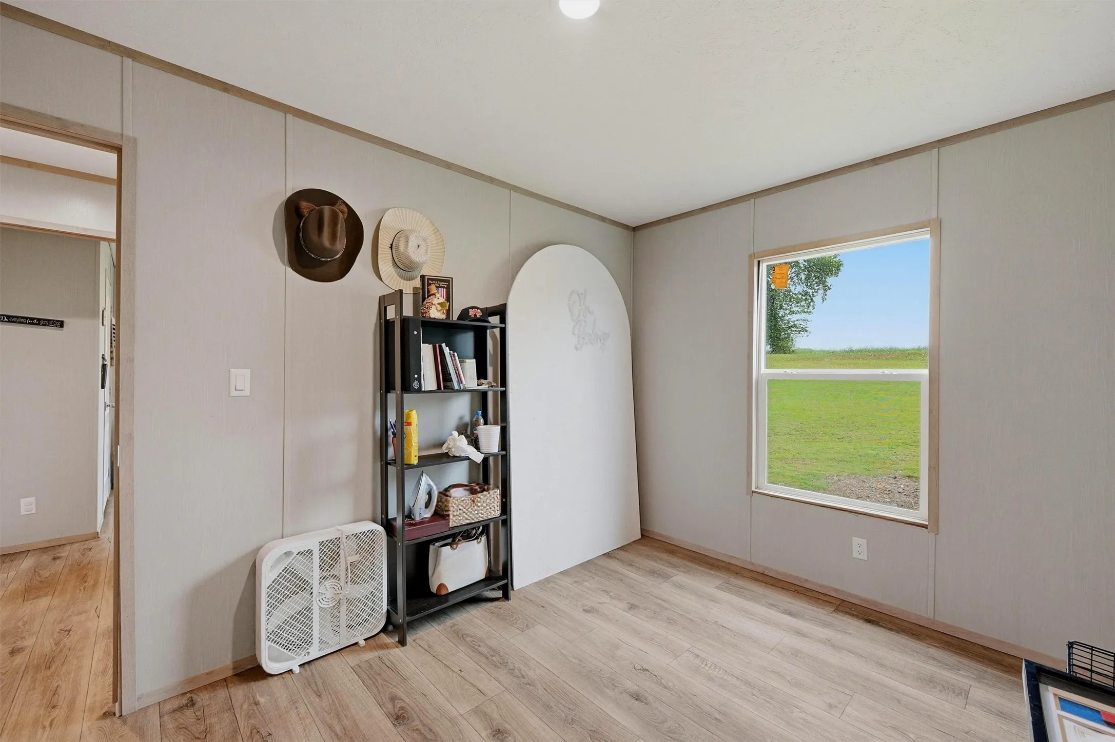 Mobile Home For Sale in Grayson County , 587 Kentucky Town Road, Whitewright, Texas 75491, 4 Bedrooms, 2 Bathrooms, Garage spaces, 1,904 Sqft, built in 2024, Price $339,900, mls#21264095, Real Estate Agent in Whitewright, Homes For Sale in Grayson county, Homes For Sale in Whitewright, Realtor in Whitewright Texas, Real Estate Brokerage Independent Realty Texas, Luminita Cordes Realtor