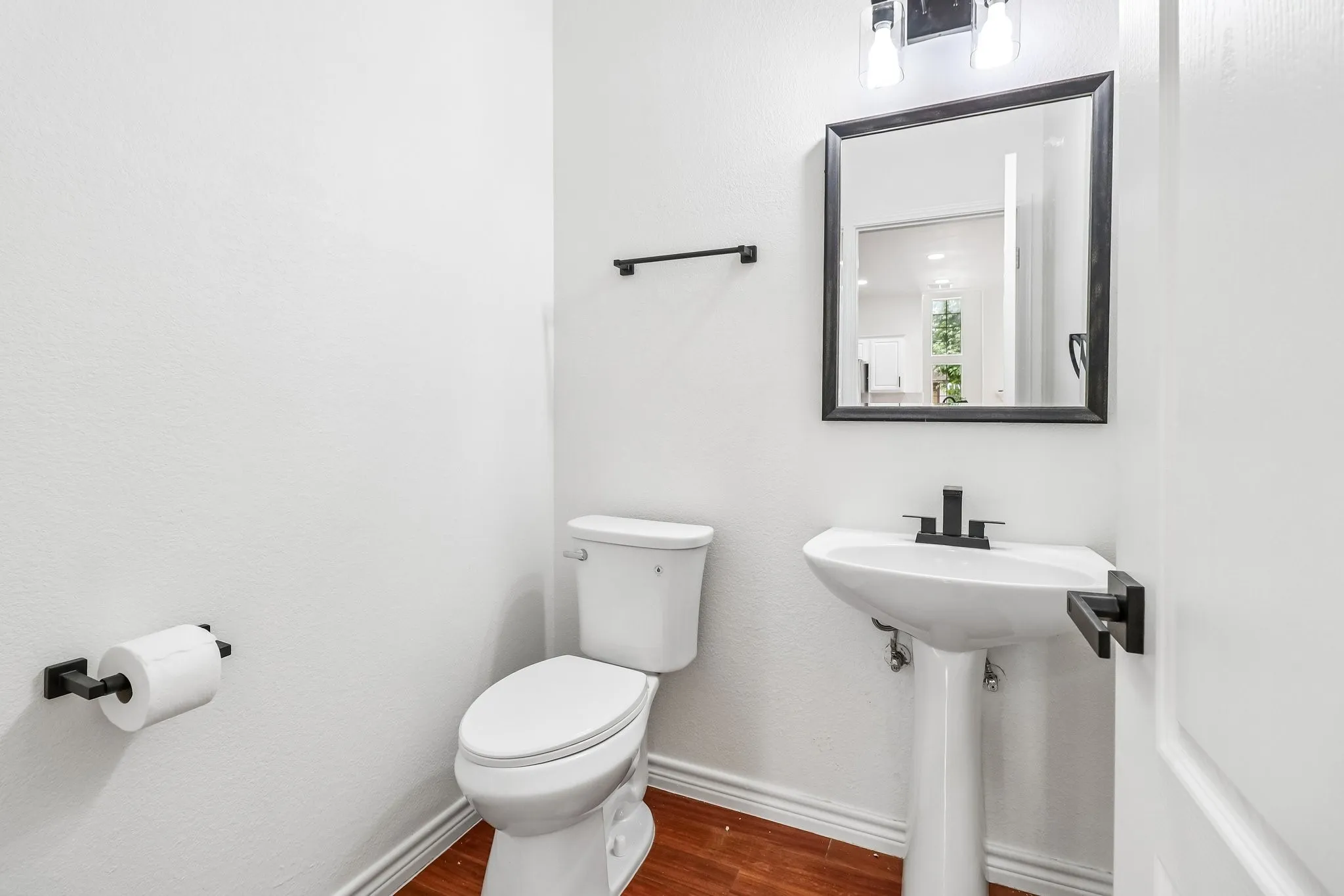 Single Family Residence For Sale in Dallas County , 526 Archer Drive, Coppell, Texas 75019, 3 Bedroom, 3 Bathroom, 2 Garage spaces, 2,200 Sqft, built in 2000, mls#21261701, Real Estate Agent in Coppell, Homes For Sale in Dallas county, Homes For Sale in Coppell, Realtor in Coppell Texas, Real Estate Brokerage Independent Realty Texas, Luminita Cordes Realtor