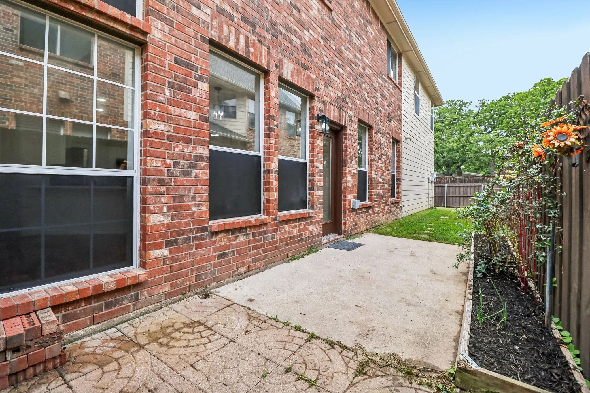 Single Family Residence For Sale in Dallas County , 526 Archer Drive, Coppell, Texas 75019, 3 Bedroom, 3 Bathroom, 2 Garage spaces, 2,200 Sqft, built in 2000, mls#21261701, Real Estate Agent in Coppell, Homes For Sale in Dallas county, Homes For Sale in Coppell, Realtor in Coppell Texas, Real Estate Brokerage Independent Realty Texas, Luminita Cordes Realtor