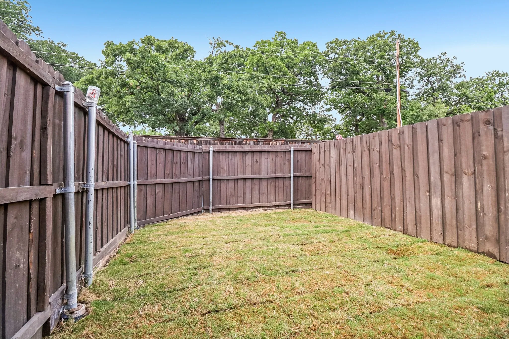 Single Family Residence For Sale in Dallas County , 526 Archer Drive, Coppell, Texas 75019, 3 Bedroom, 3 Bathroom, 2 Garage spaces, 2,200 Sqft, built in 2000, mls#21261701, Real Estate Agent in Coppell, Homes For Sale in Dallas county, Homes For Sale in Coppell, Realtor in Coppell Texas, Real Estate Brokerage Independent Realty Texas, Luminita Cordes Realtor