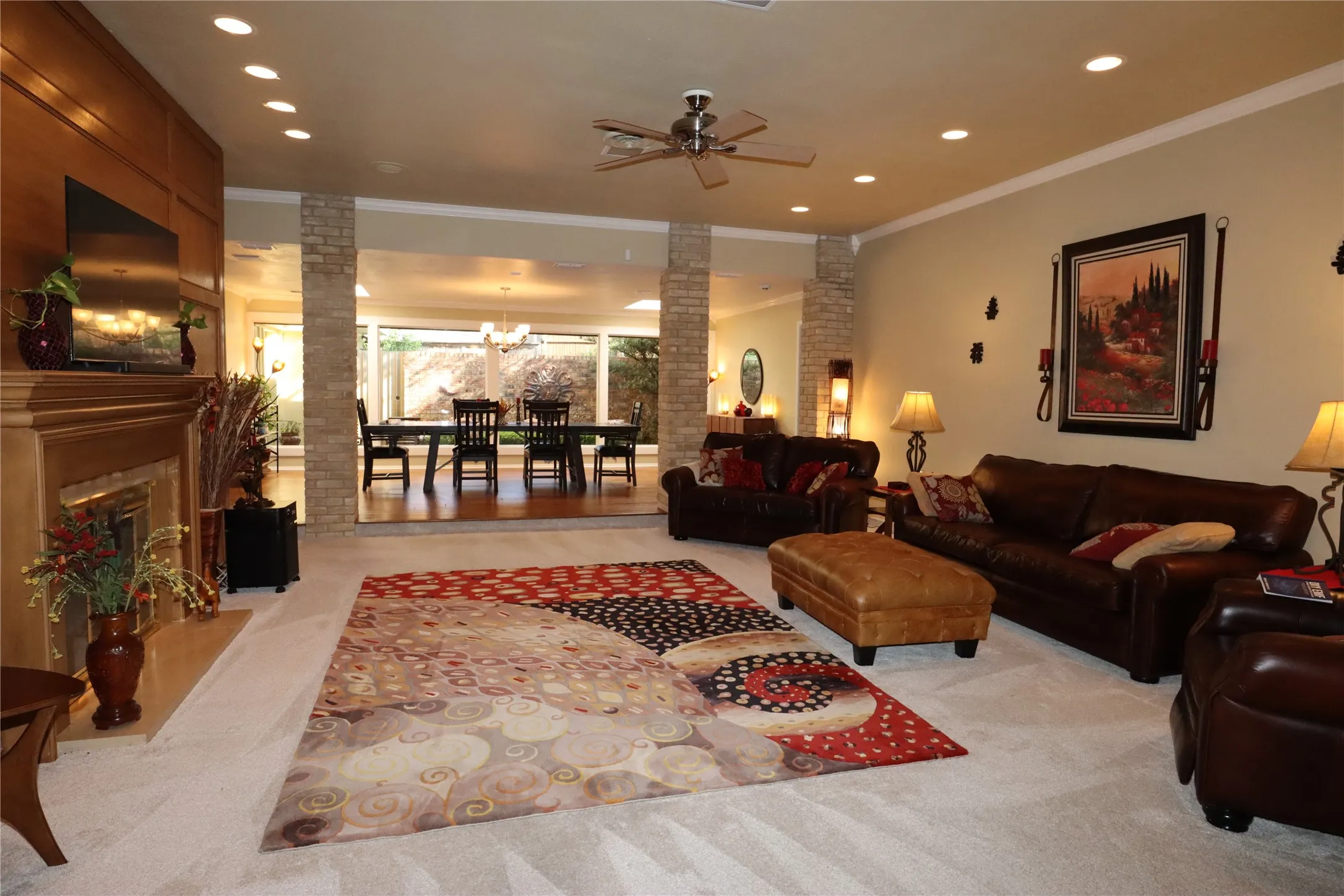 Single Family Residence For Sale in Tarrant County , 5421 Benbridge Drive, Fort Worth, Texas 76107, 4 Bedrooms, 4 Bathrooms, 2 Garage spaces, 4,102 Sqft, built in 1977, Price $925,000, mls#21264130, Real Estate Agent in Fort Worth, Homes For Sale in Tarrant county, Homes For Sale in Fort Worth, Realtor in Fort Worth Texas, Real Estate Brokerage Independent Realty Texas, Luminita Cordes Realtor