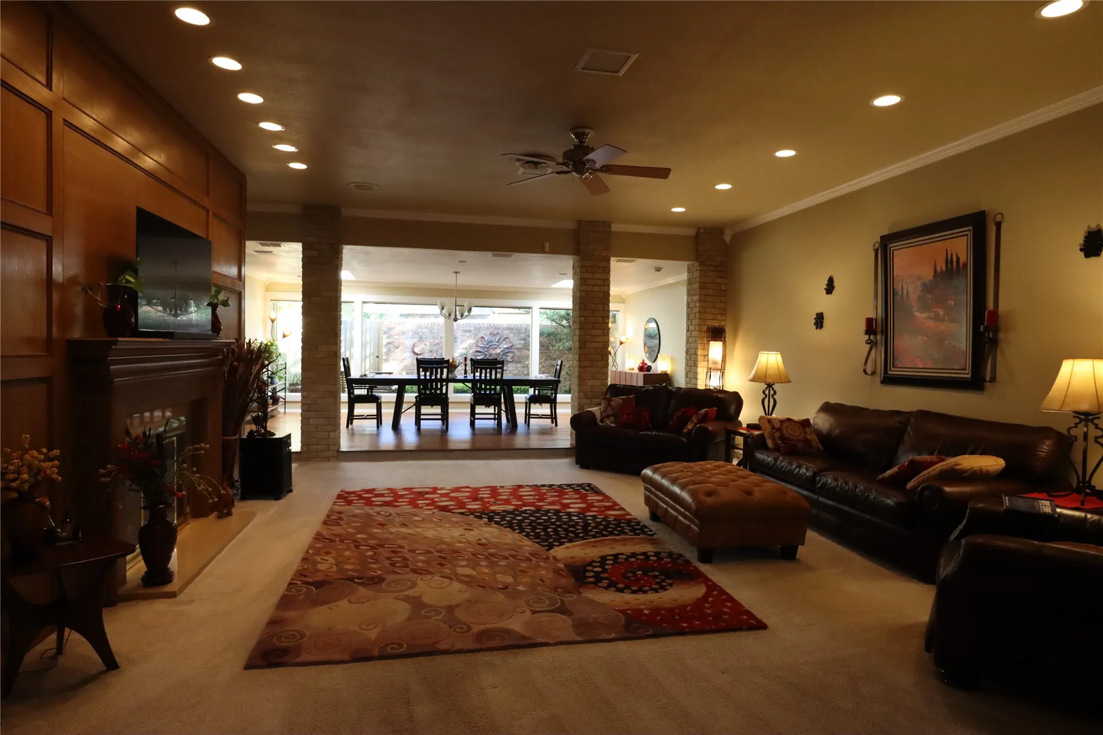 Single Family Residence For Sale in Tarrant County , 5421 Benbridge Drive, Fort Worth, Texas 76107, 4 Bedrooms, 4 Bathrooms, 2 Garage spaces, 4,102 Sqft, built in 1977, Price $925,000, mls#21264130, Real Estate Agent in Fort Worth, Homes For Sale in Tarrant county, Homes For Sale in Fort Worth, Realtor in Fort Worth Texas, Real Estate Brokerage Independent Realty Texas, Luminita Cordes Realtor