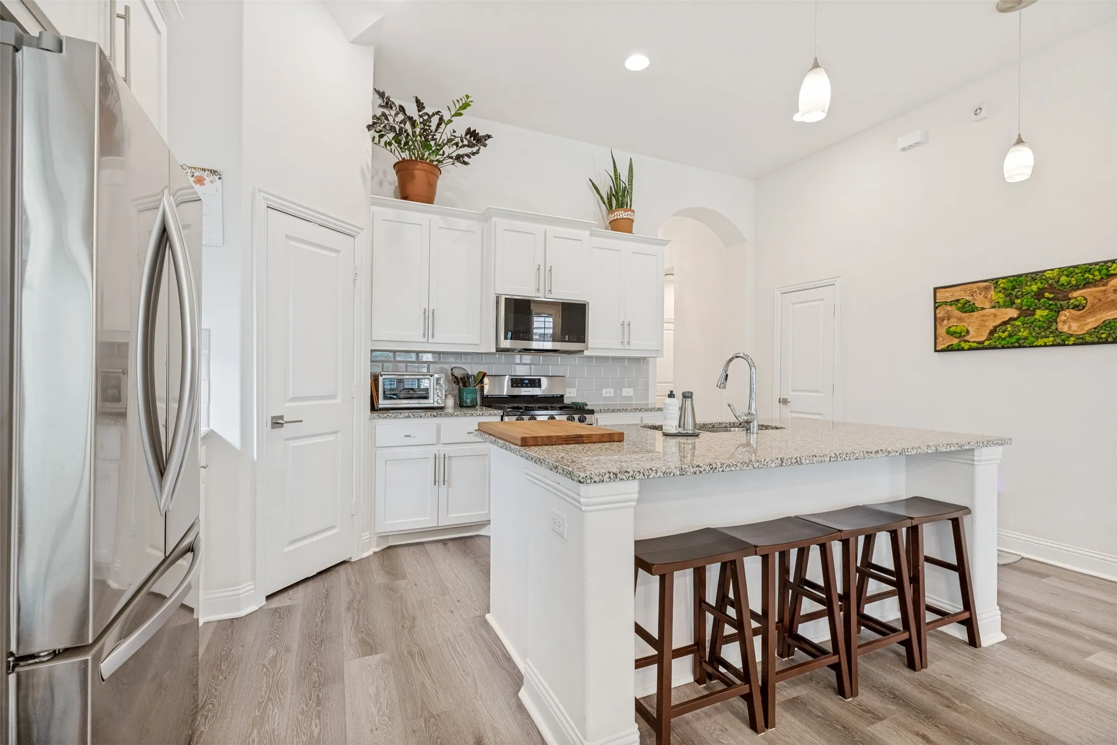 Single Family Residence For Sale in Denton County , 15805 Canyon Ridge, Prosper, Texas 75078, 4 Bedroom, 3 Bathroom, 2 Garage spaces, 2,049 Sqft, built in 2016, mls#21262548, Real Estate Agent in Prosper, Homes For Sale in Denton county, Homes For Sale in Prosper, Realtor in Prosper Texas, Real Estate Brokerage Independent Realty Texas, Luminita Cordes Realtor